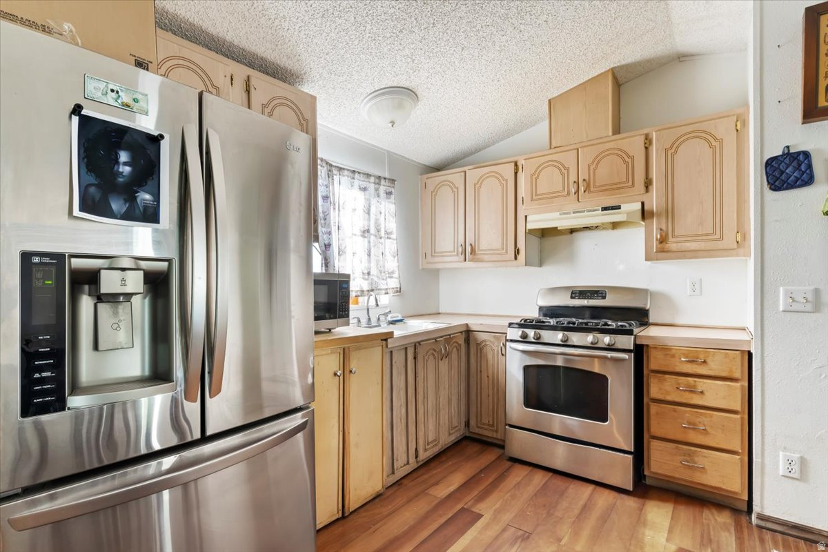 MOUNTAIN VIEW MOBILE HOME PARK - Residential