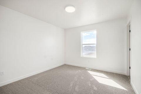 Tiny photo for 2158 E GRANITE LN, Eagle Mountain, UT 84005 (MLS # 2150375)