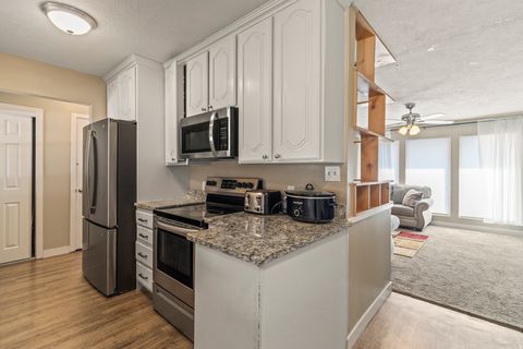 Tiny photo for 790 W 800 S, Richfield, UT 84701 (MLS # 2143398)