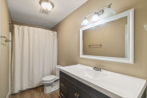 Tiny photo for 790 W 800 S, Richfield, UT 84701 (MLS # 2143398)