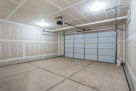 Tiny photo for 1487 S SINAWAVA DR #4144, Washington, UT 84780 (MLS # 2120665)