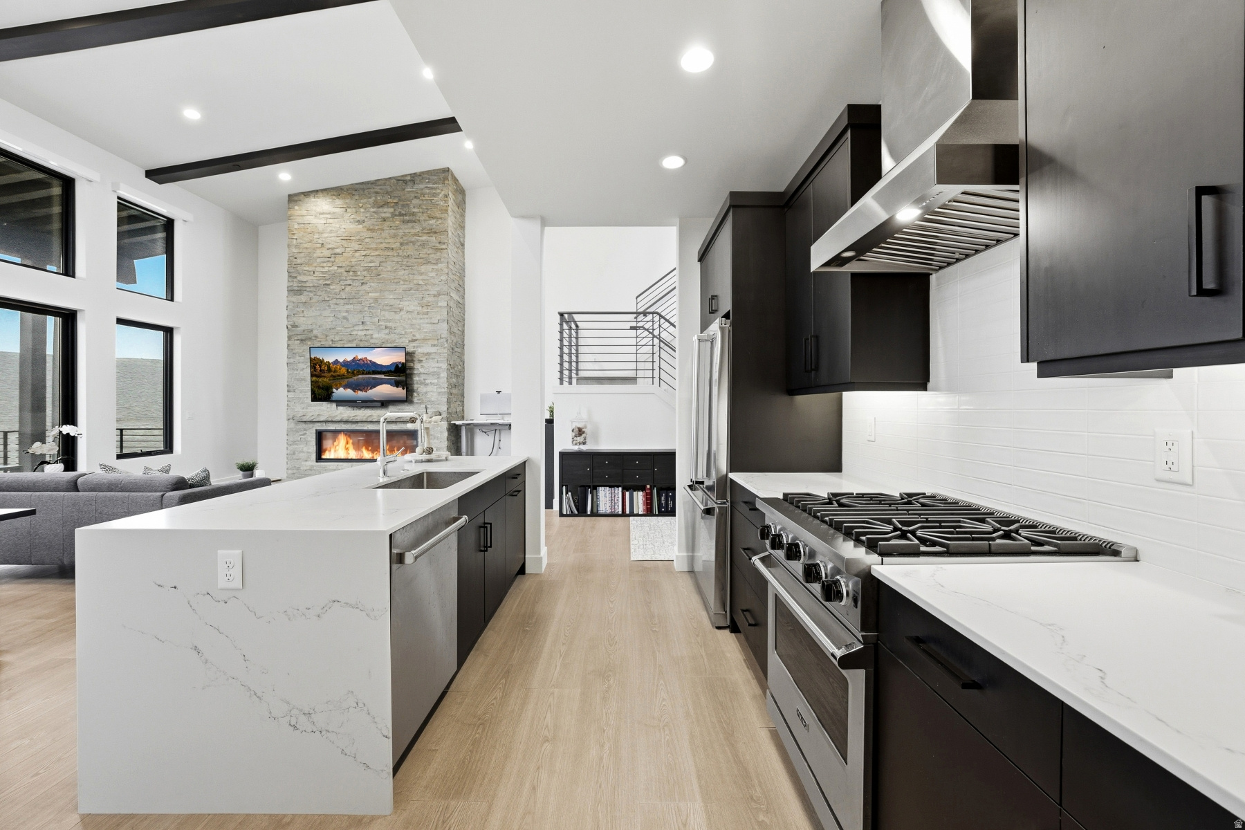 VILLAS AT PAINTED VALLEY - Residential