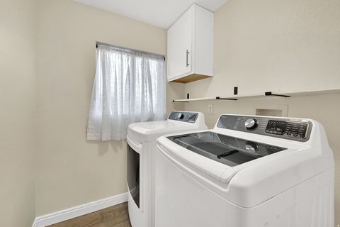 Tiny photo for 105 E COUNTRY CLUB DR S, South Ogden, UT 84405 (MLS # 2171161)