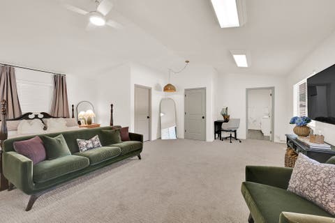 Tiny photo for 105 E COUNTRY CLUB DR S, South Ogden, UT 84405 (MLS # 2171161)