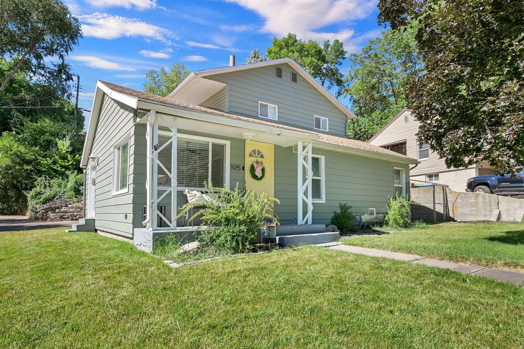 Photo for 105 E COUNTRY CLUB DR S, South Ogden, UT 84405 (MLS # 2171161)