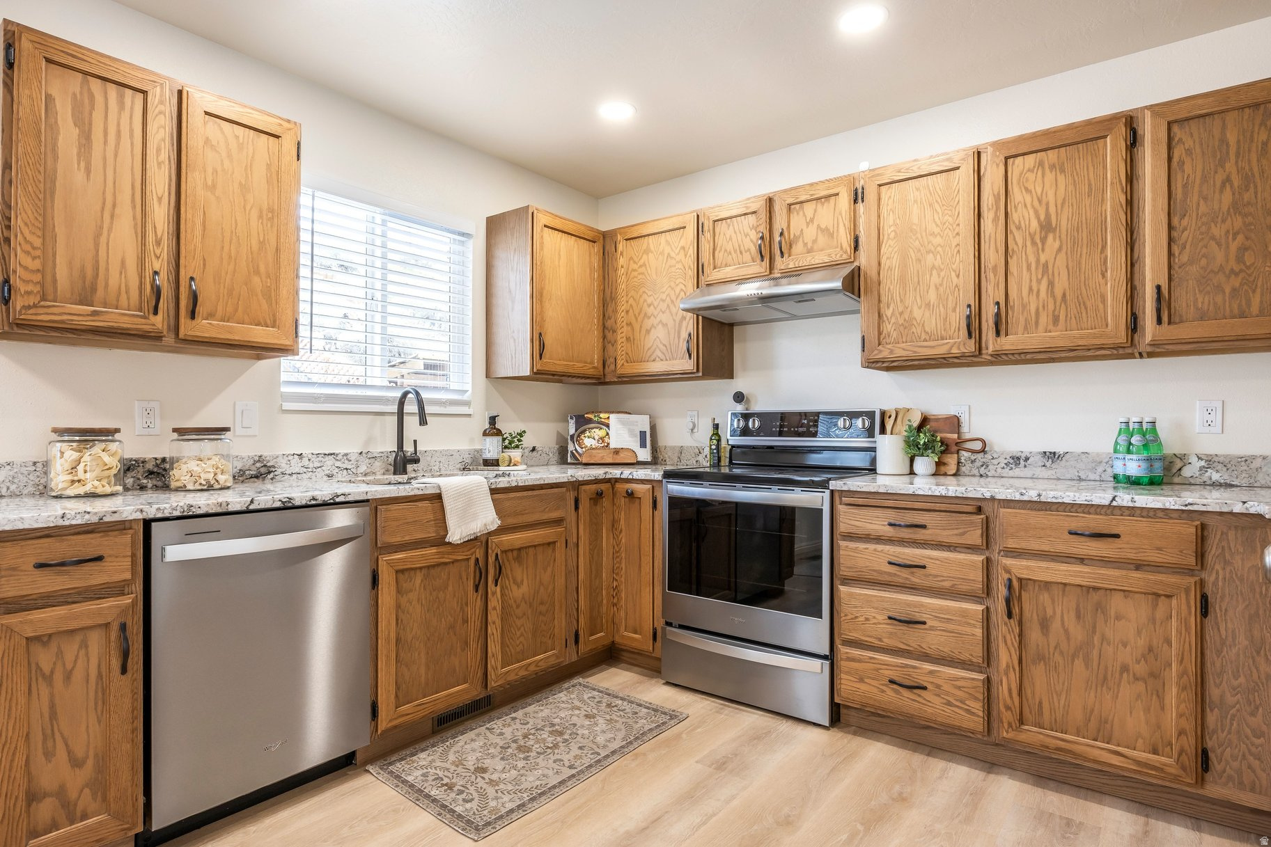 WILLOW BAY - Residential