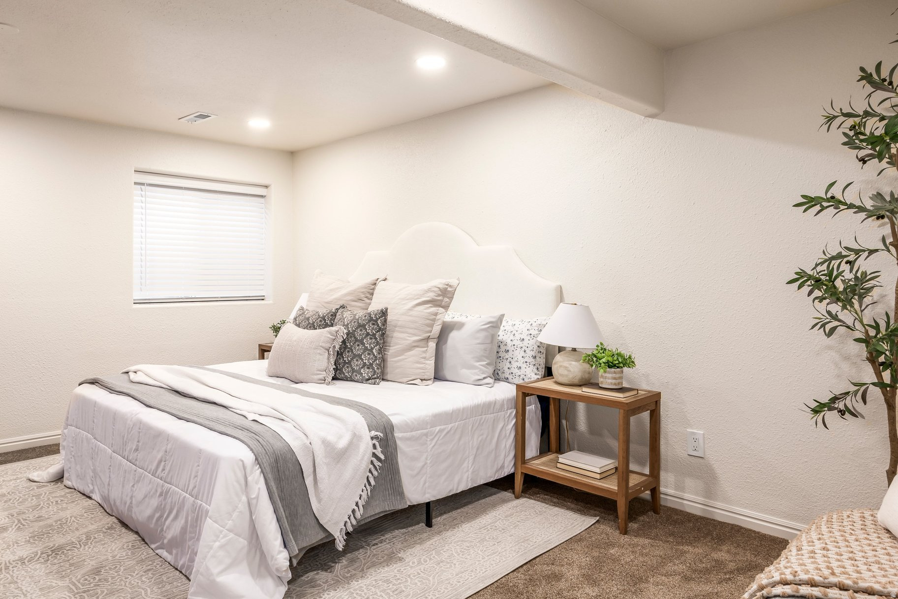 WILLOW BAY - Residential