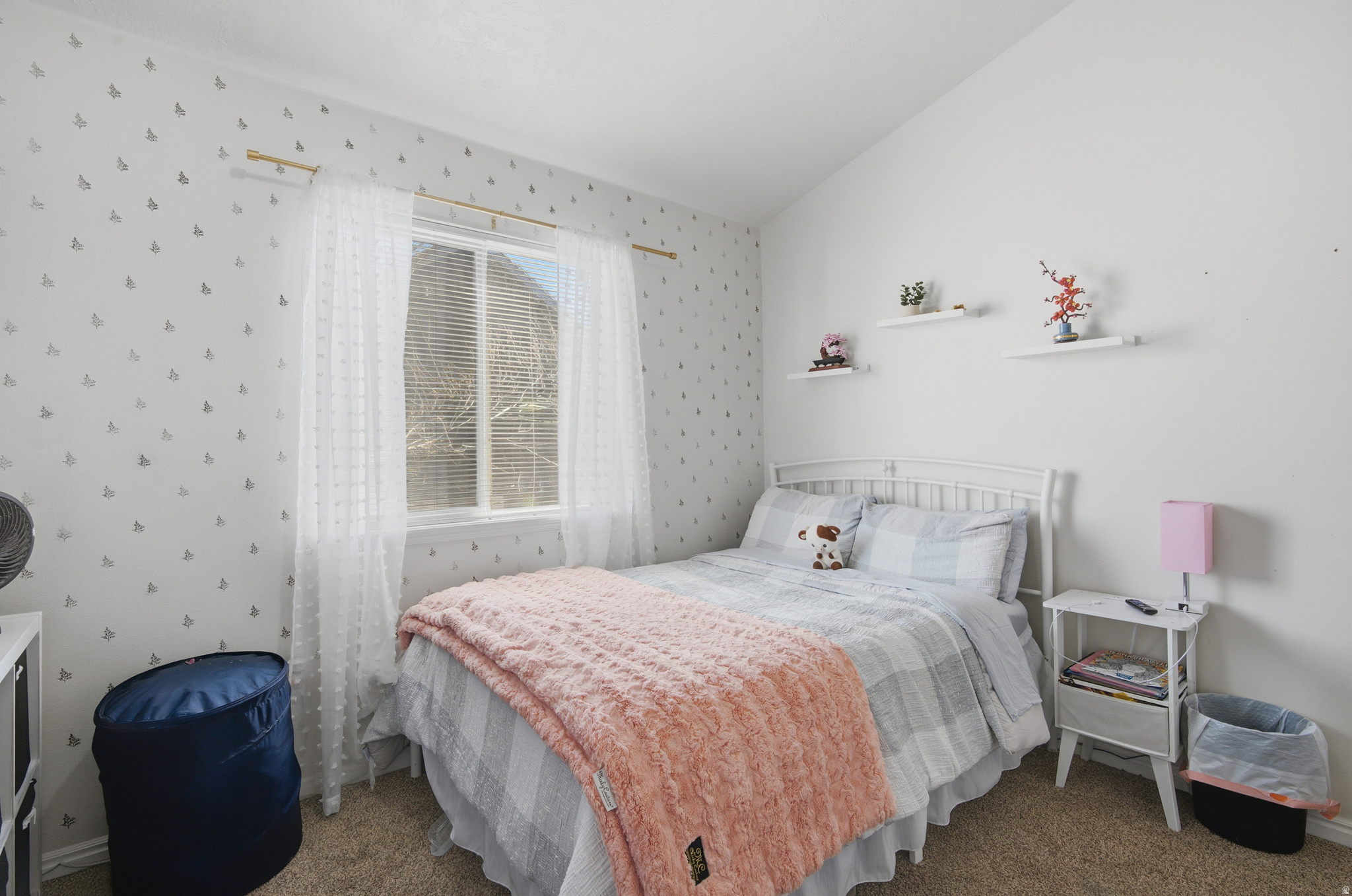 CRESCENT COURT - Residential