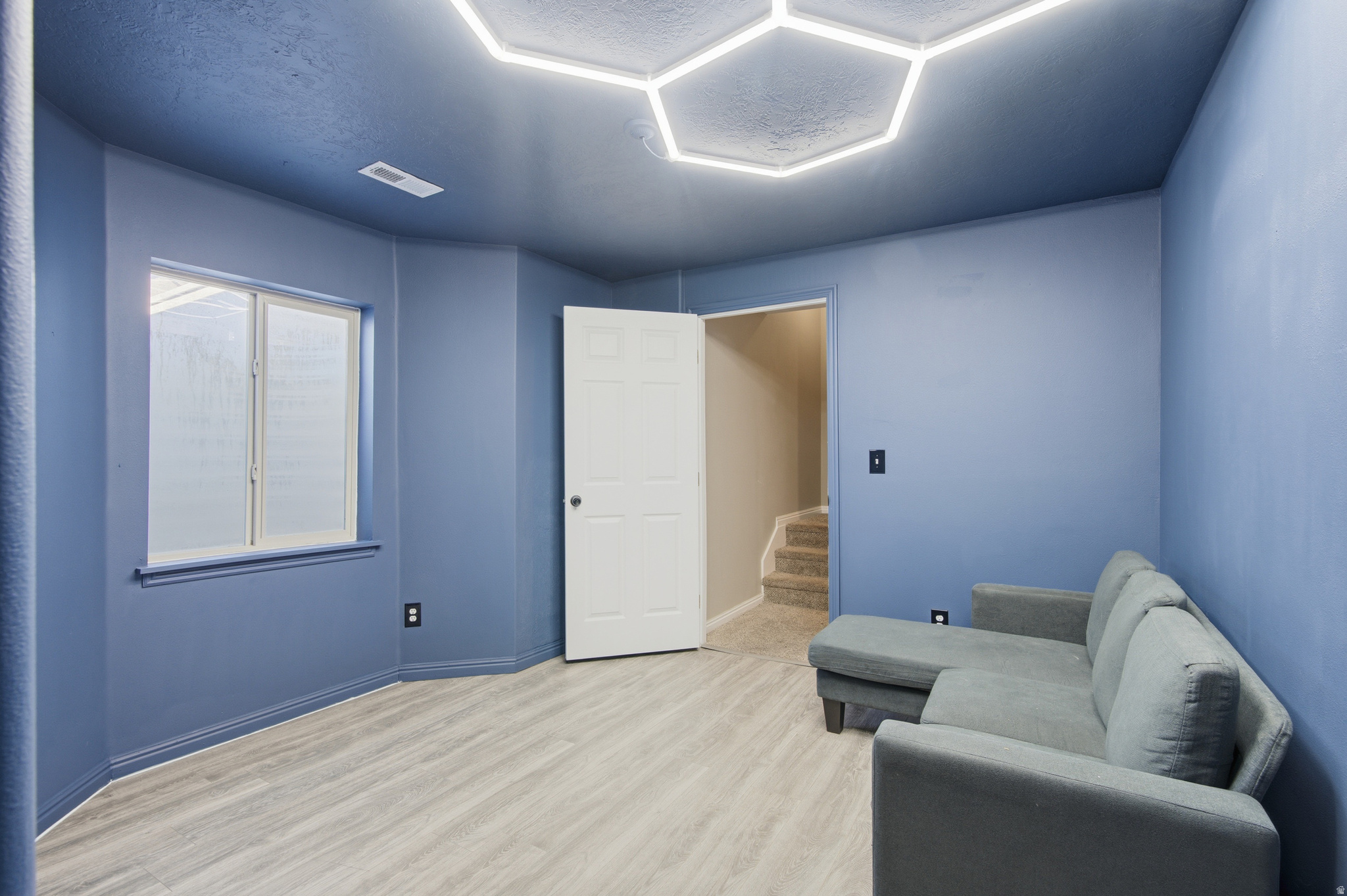 CRESCENT COURT - Residential