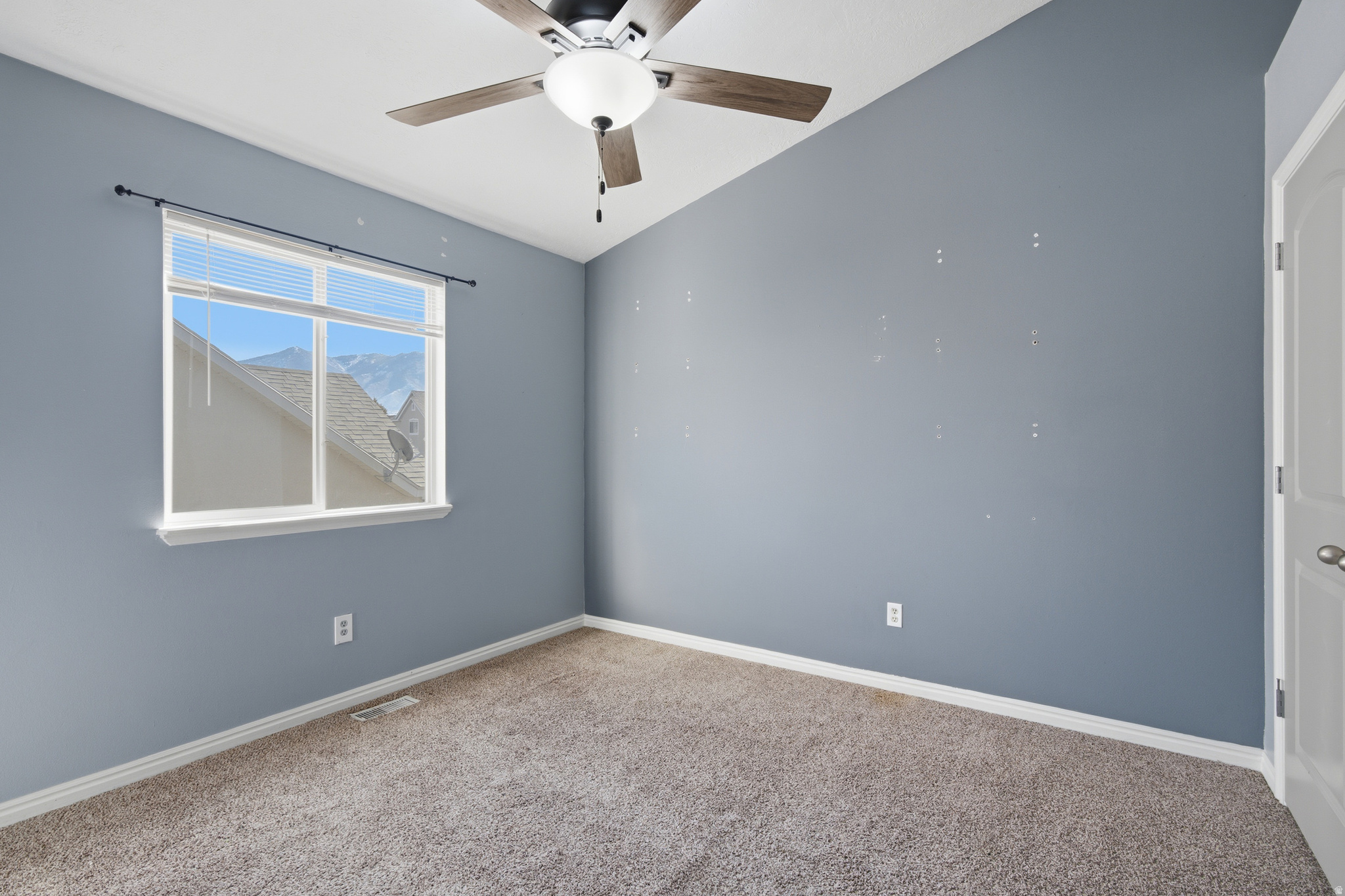 CRESCENT COURT - Residential