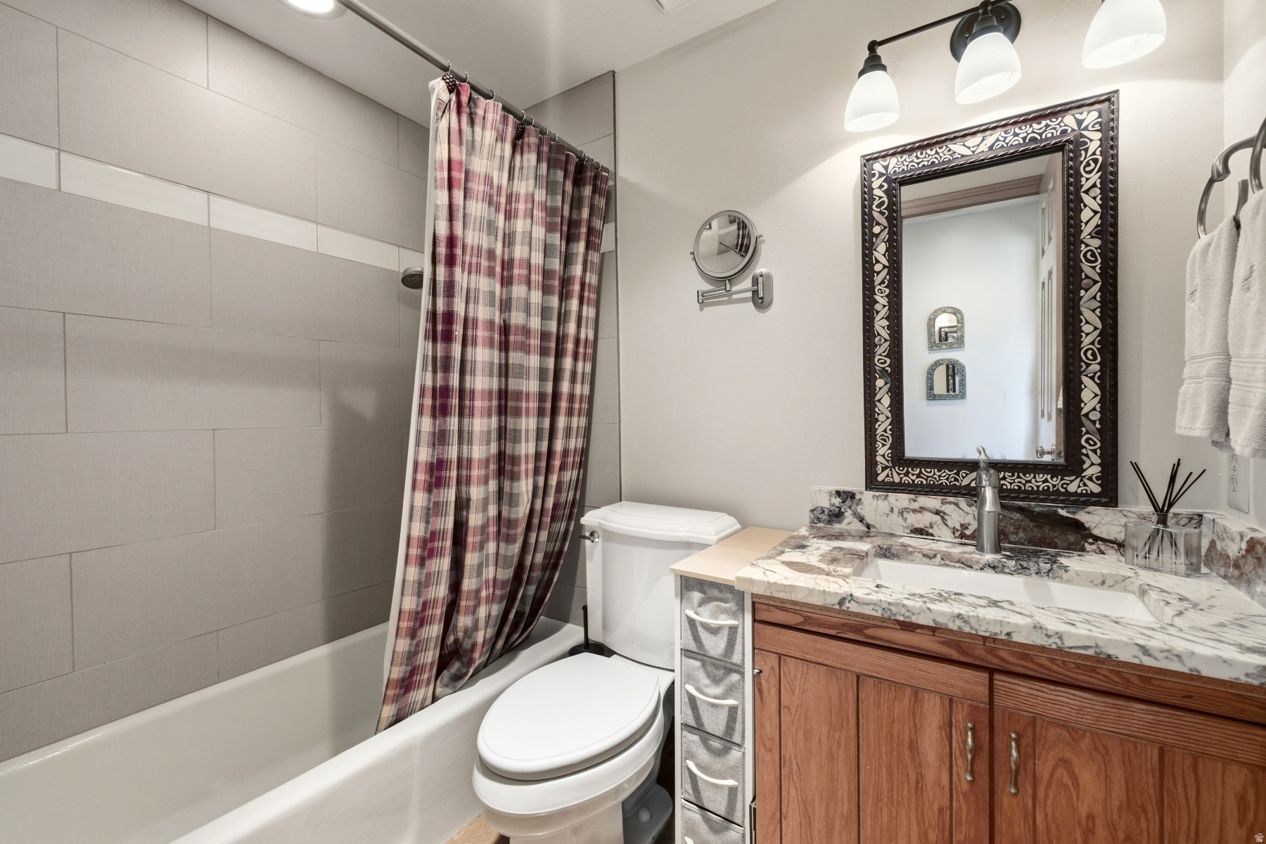 G T FLINDERS SUBDIVISION - Residential