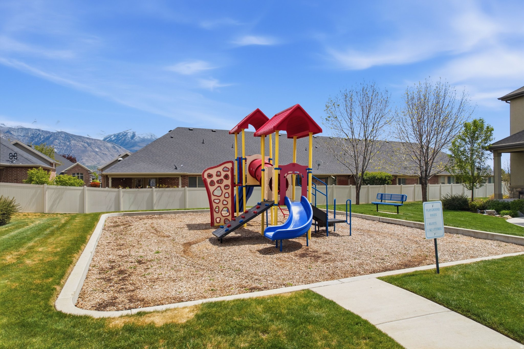 HAYMAKER RETREAT CONDO - Residential