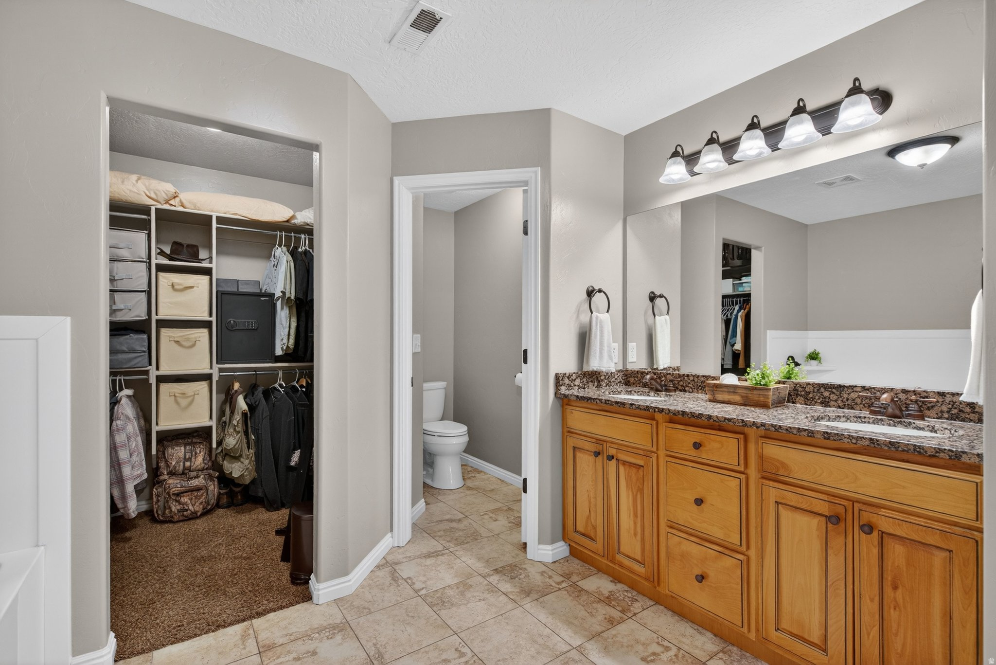 HAYMAKER RETREAT CONDO - Residential
