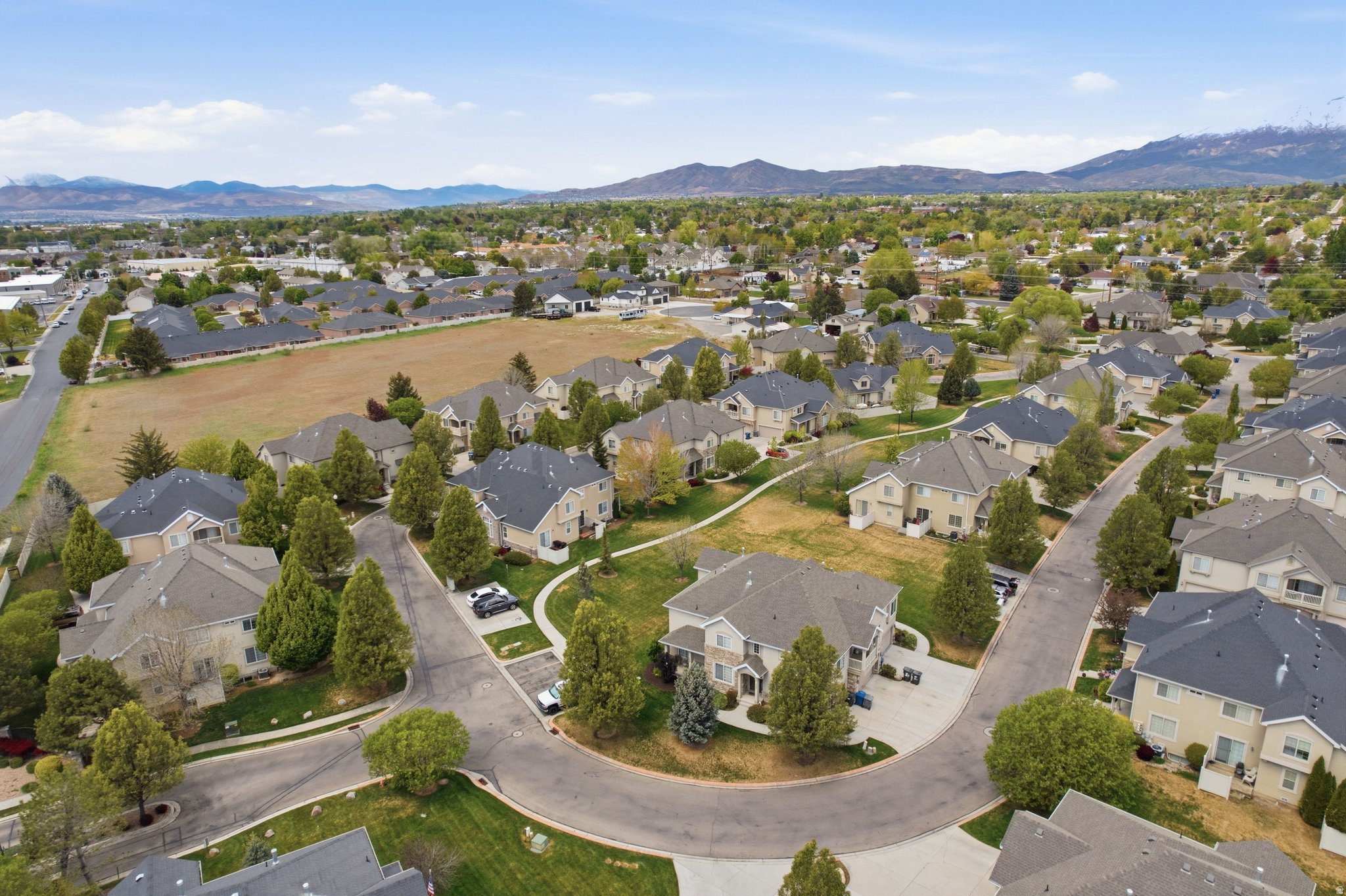HAYMAKER RETREAT CONDO - Residential