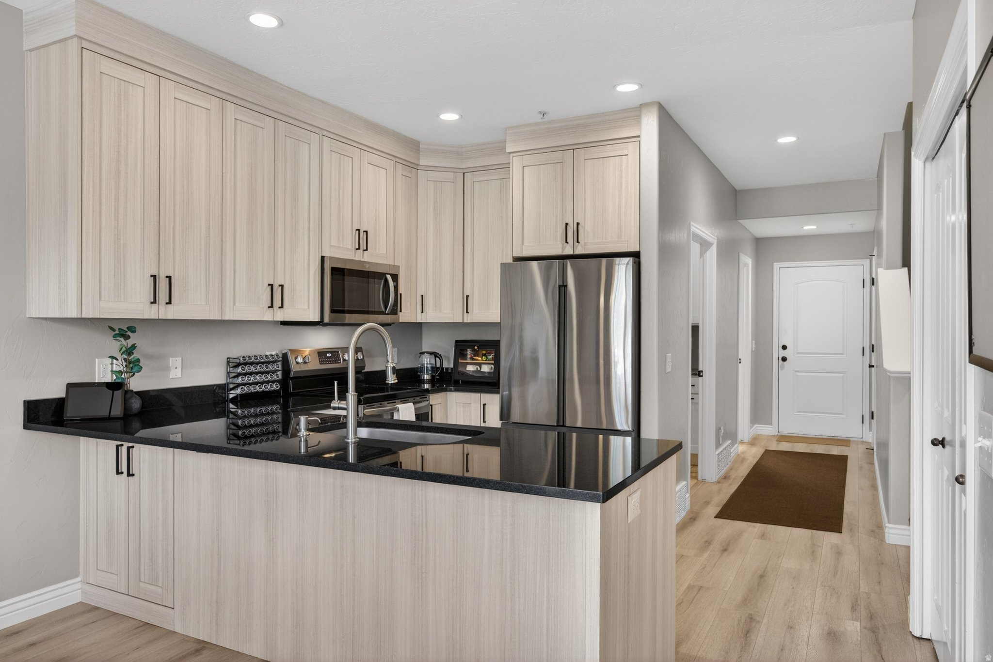 HAYMAKER RETREAT CONDO - Residential