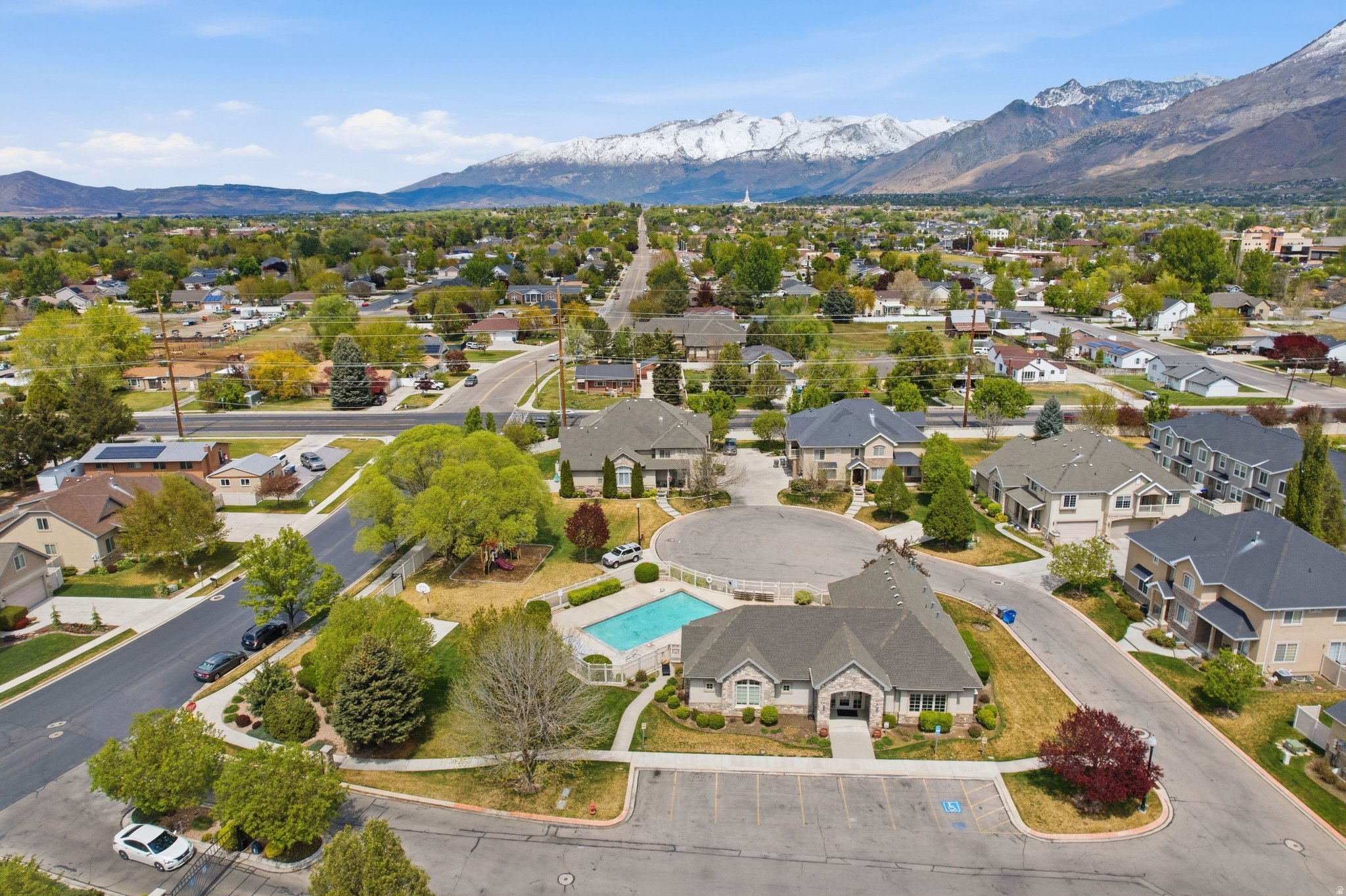 HAYMAKER RETREAT CONDO - Residential