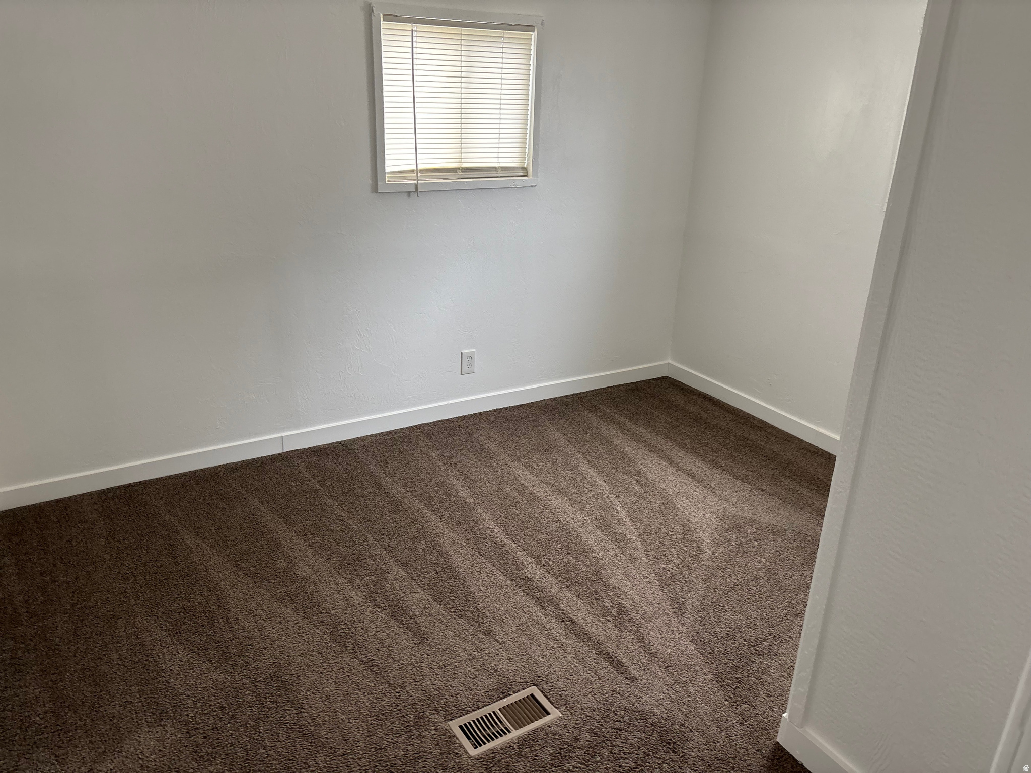 MAMMOTH MOBILE ESTATES - Residential