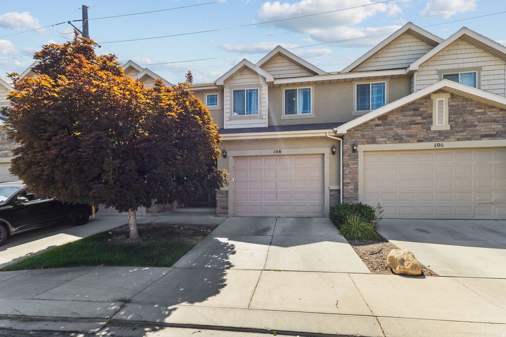 Photo of 108 S 610 E, American Fork, UT 84003 (MLS # 2136005)