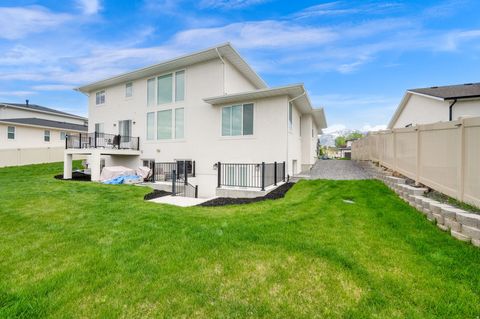 Photo of 11676 S DOROTHY VISTA DR, Draper, UT 84020 (MLS # 2153623)