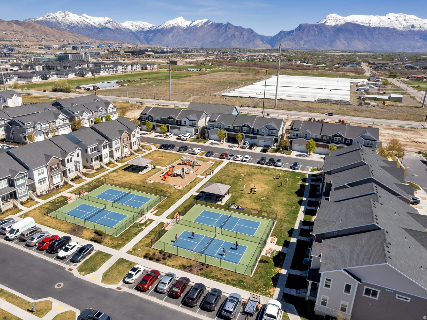 GARDNER POINT - Residential