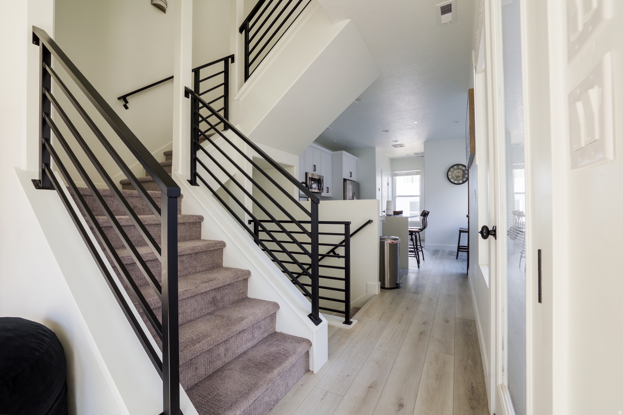 DAYBREAK - Residential