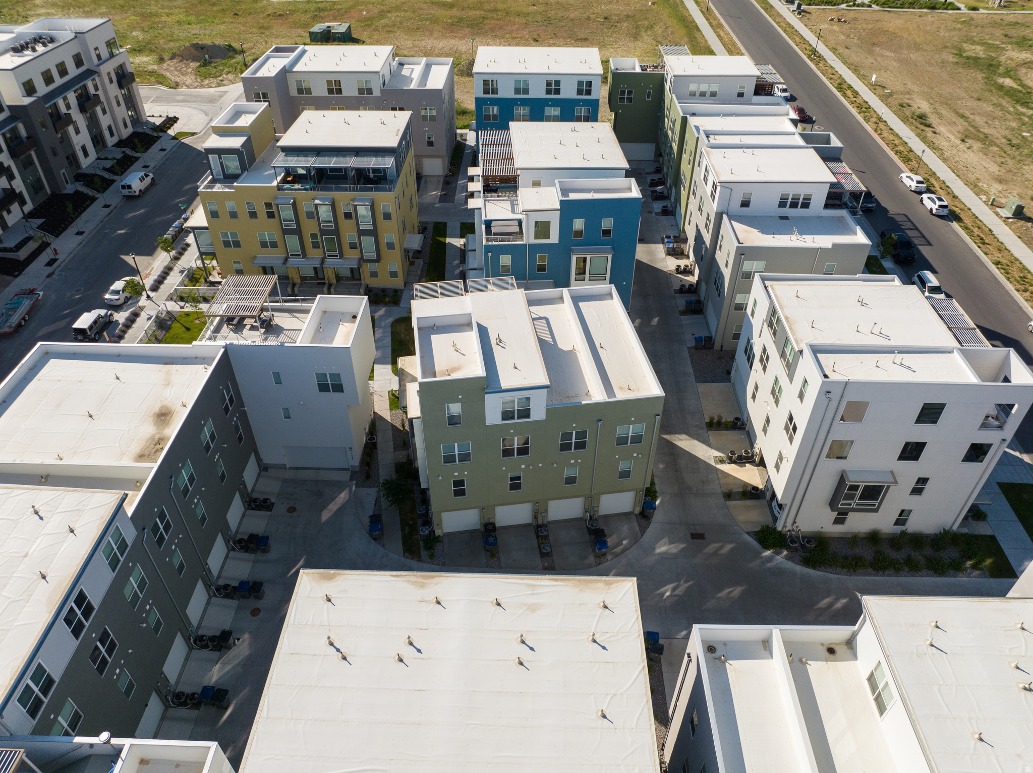 DAYBREAK - Residential