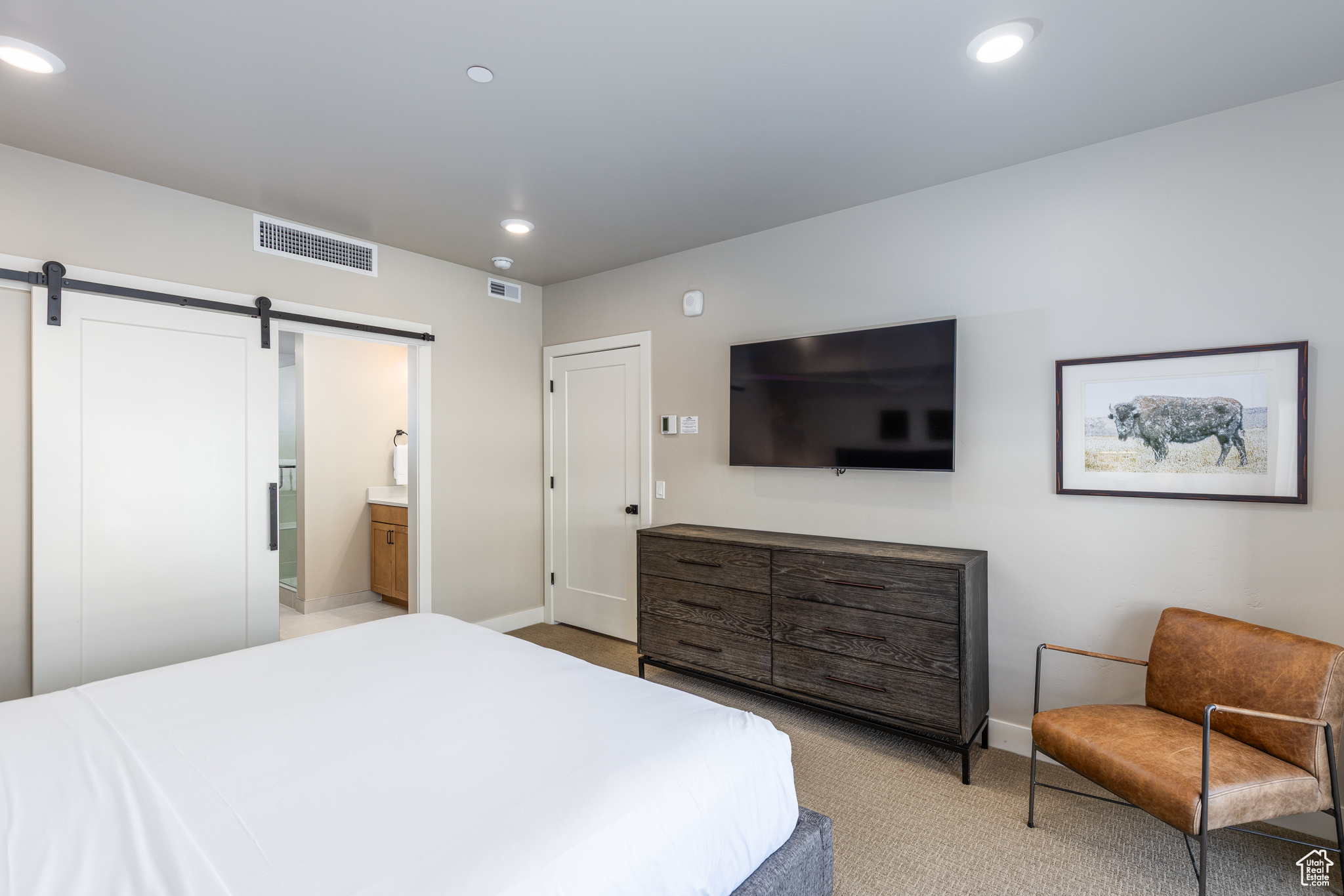 BLACK ROCK LUXURY CO - Residential