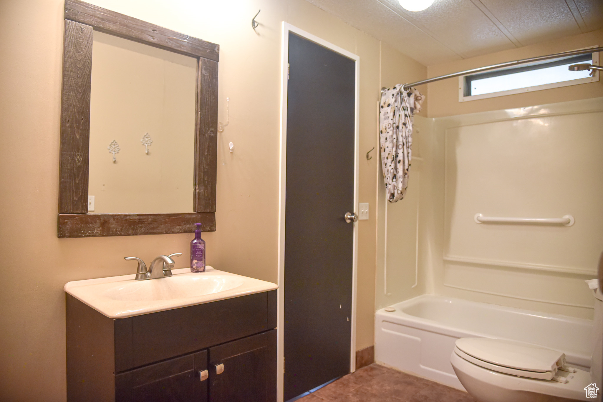 225 Engstrom Way, Layton, Utah image 3