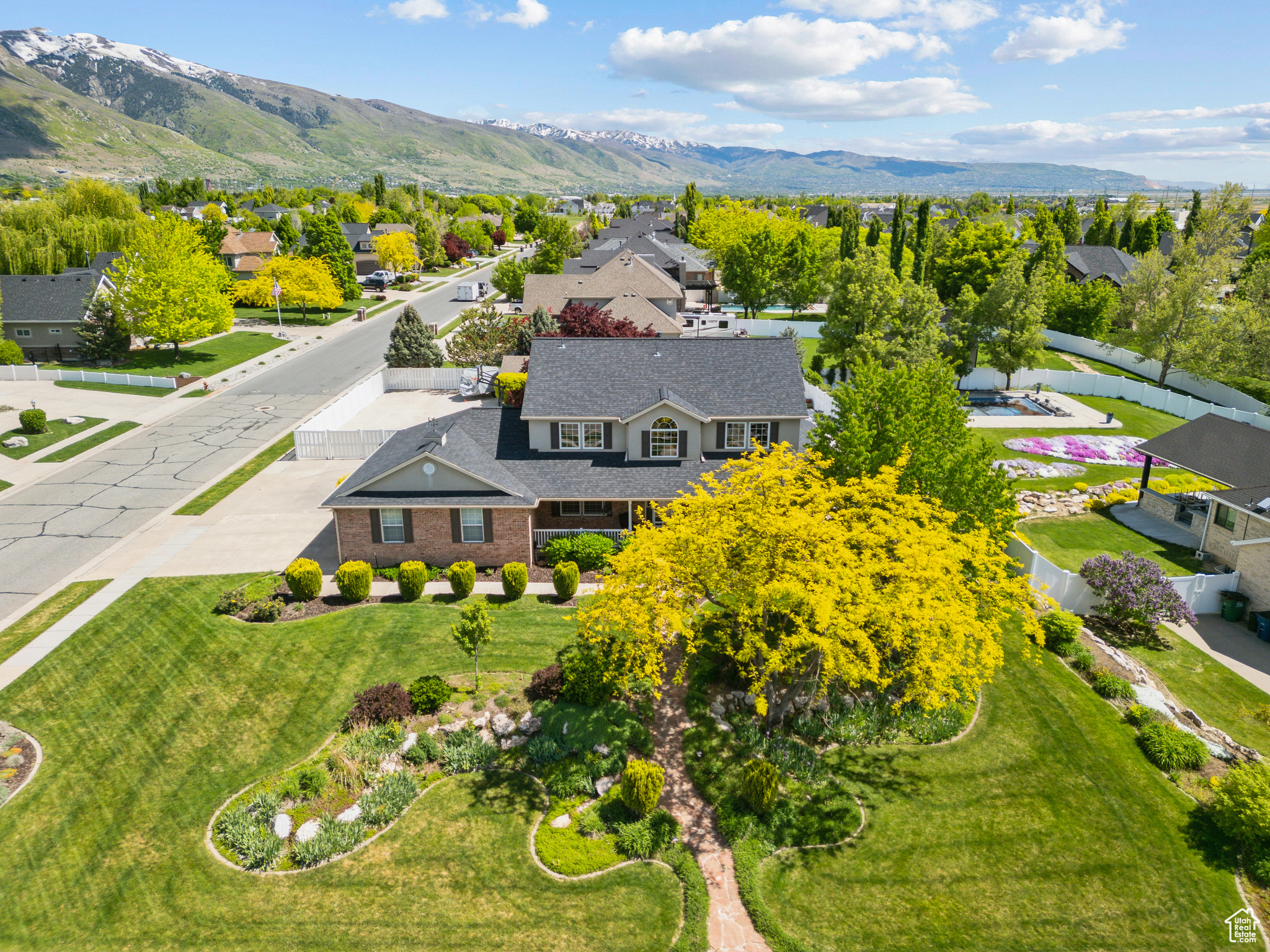KERRYBROOK ESTATES - Residential