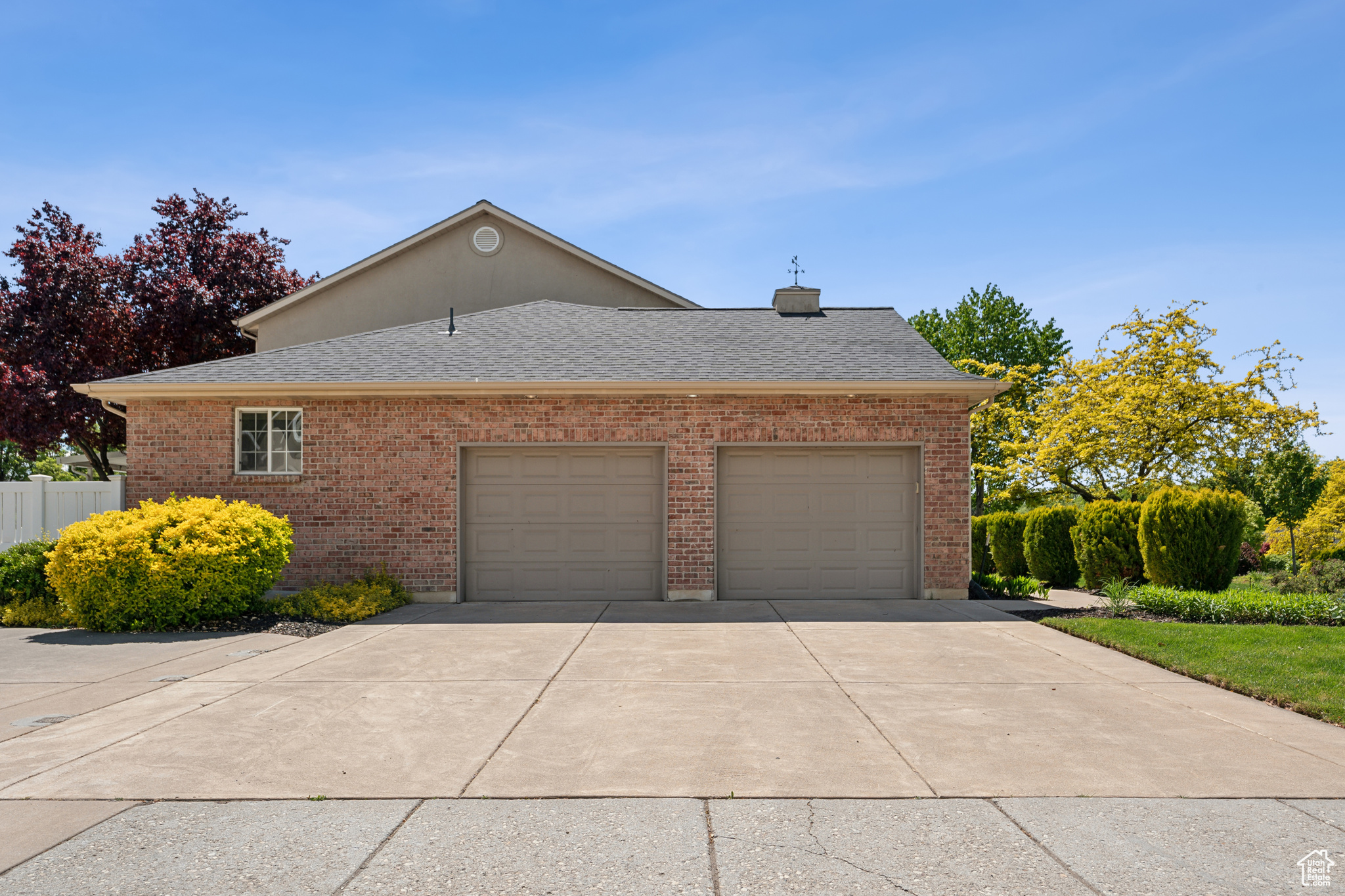 KERRYBROOK ESTATES - Residential