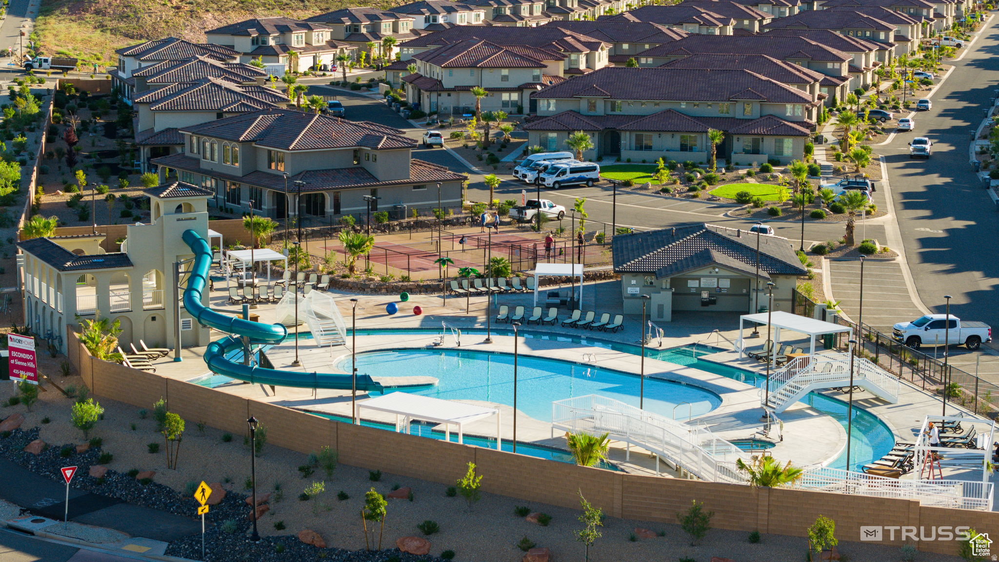 ESCONDIDO - Residential