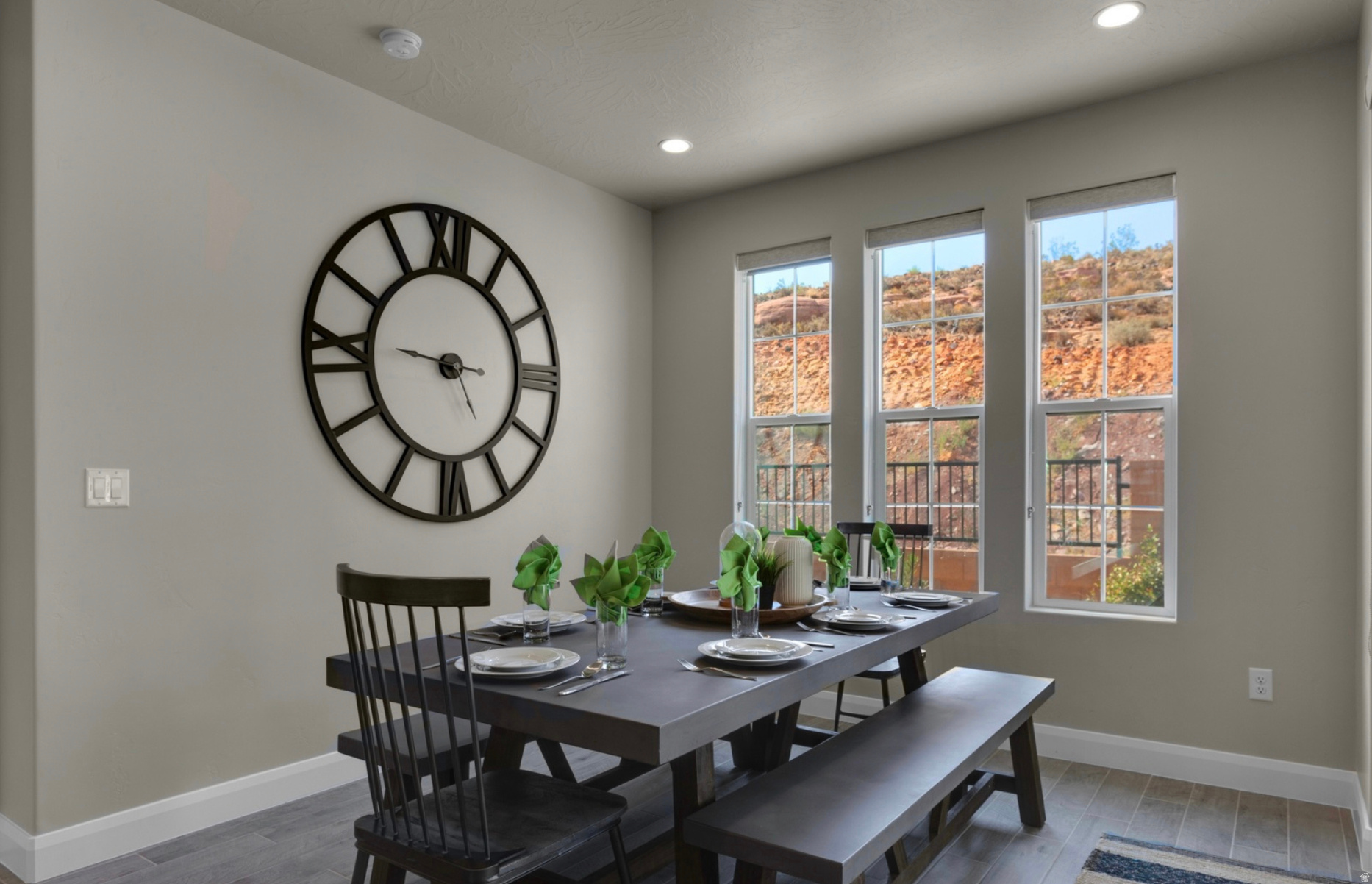 ESCONDIDO - Residential