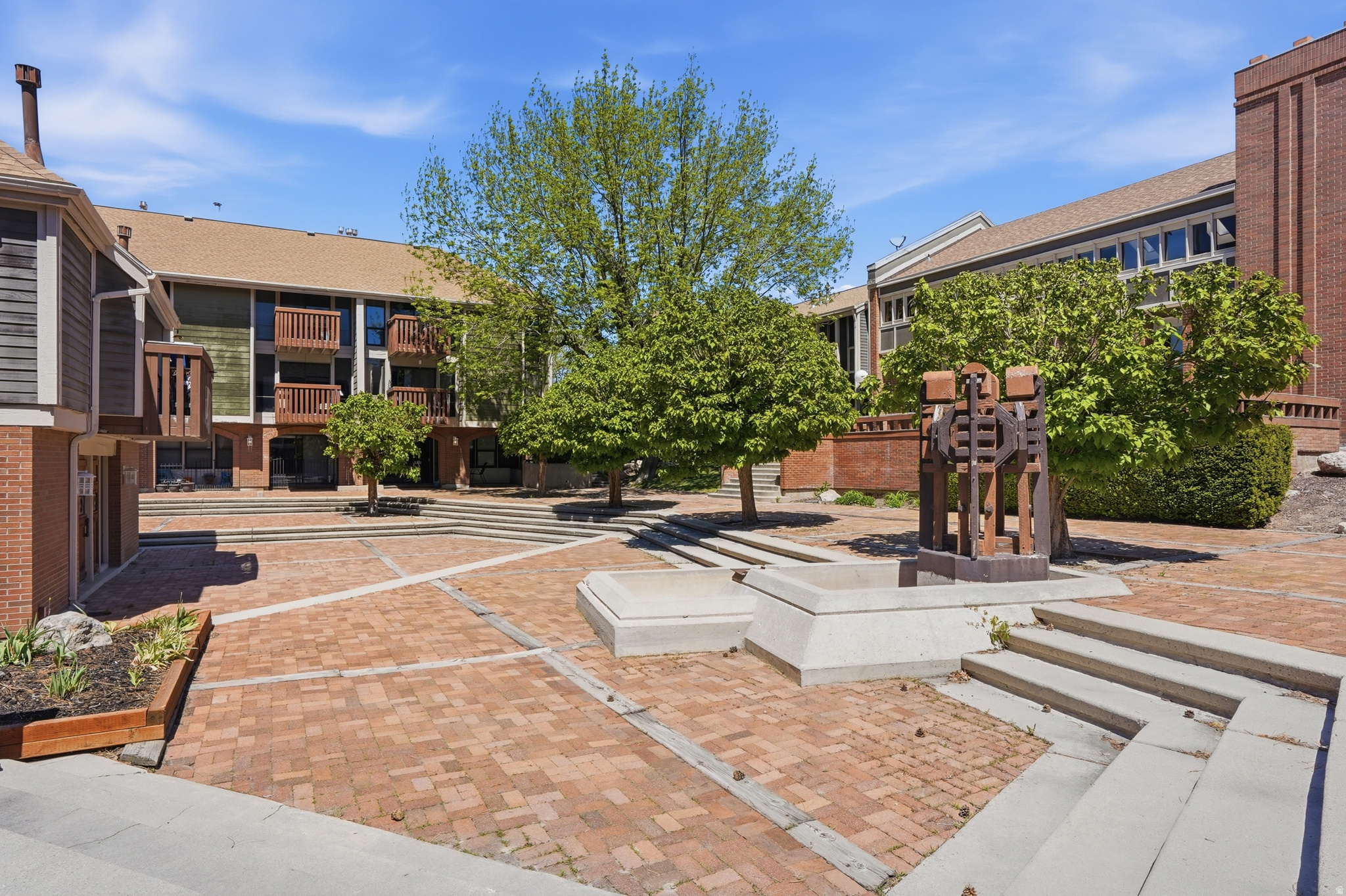 VILLAGE II - Residential