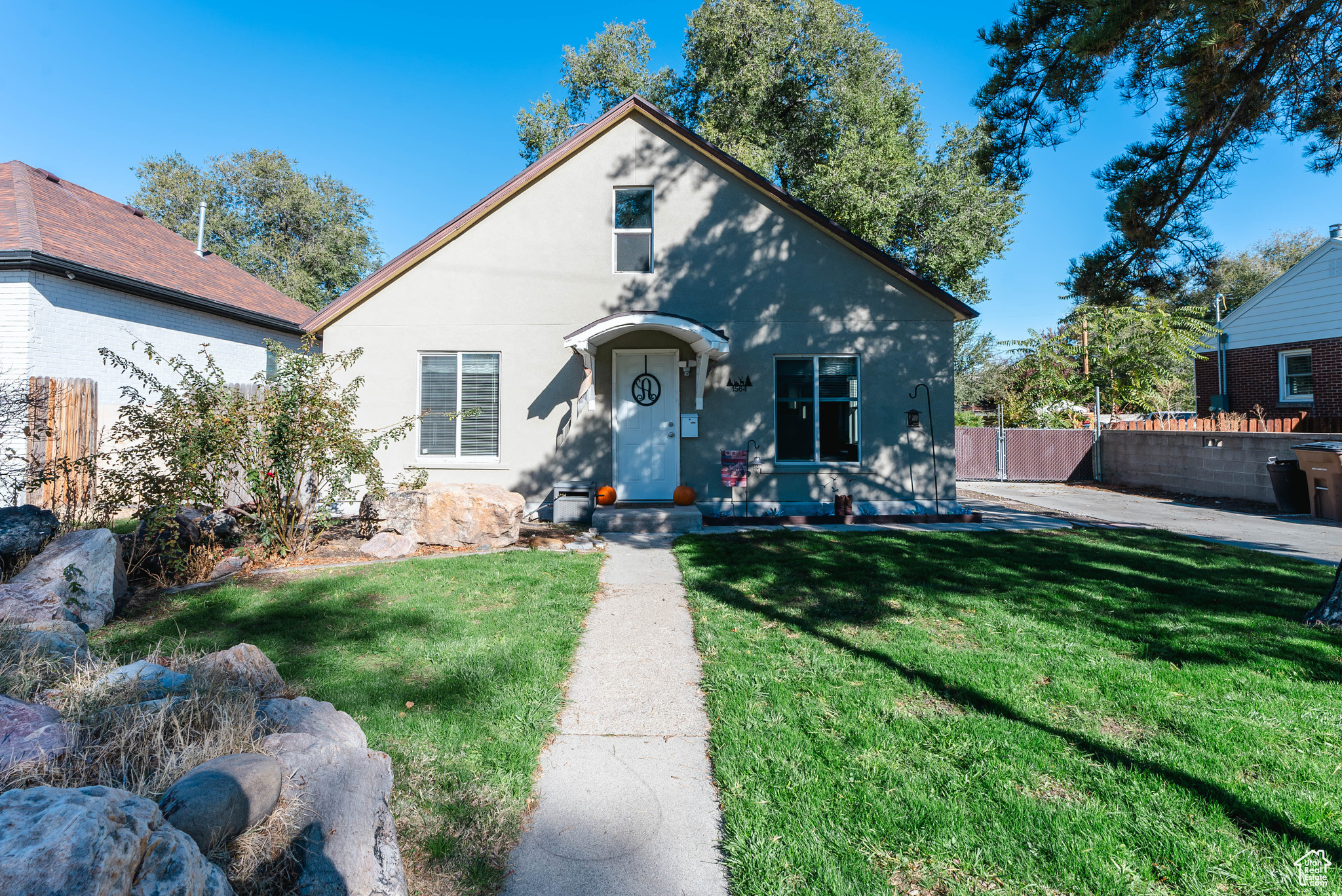 1564 W Indiana Ave, Salt Lake City, Utah image 2