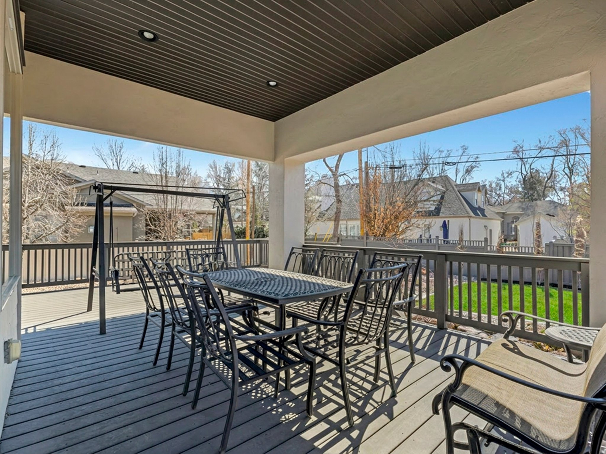 CHARLESTON PLACE - Residential