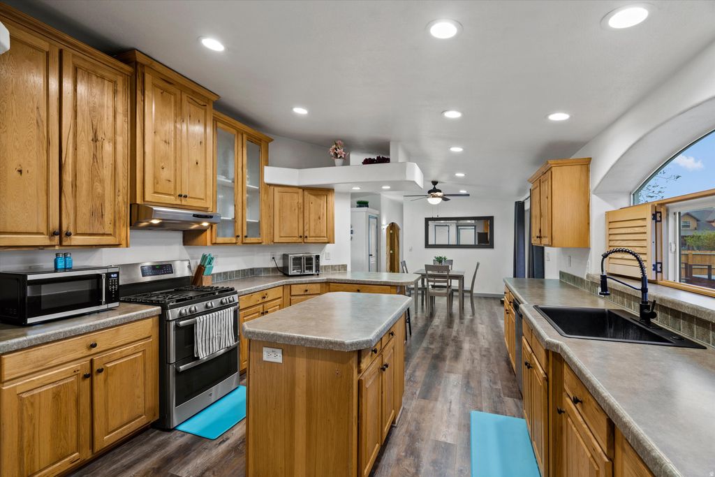 Photo of 1605 N 6400 W, Corinne, UT 84307 (MLS # 2158361)