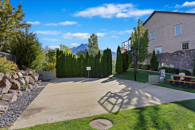 HOLLADAY SPRINGS - Residential