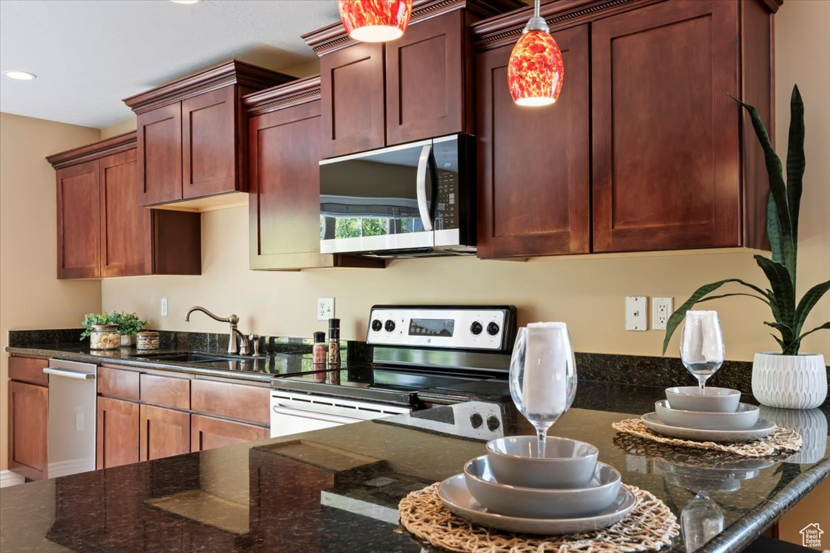 HOLLADAY SPRINGS - Residential