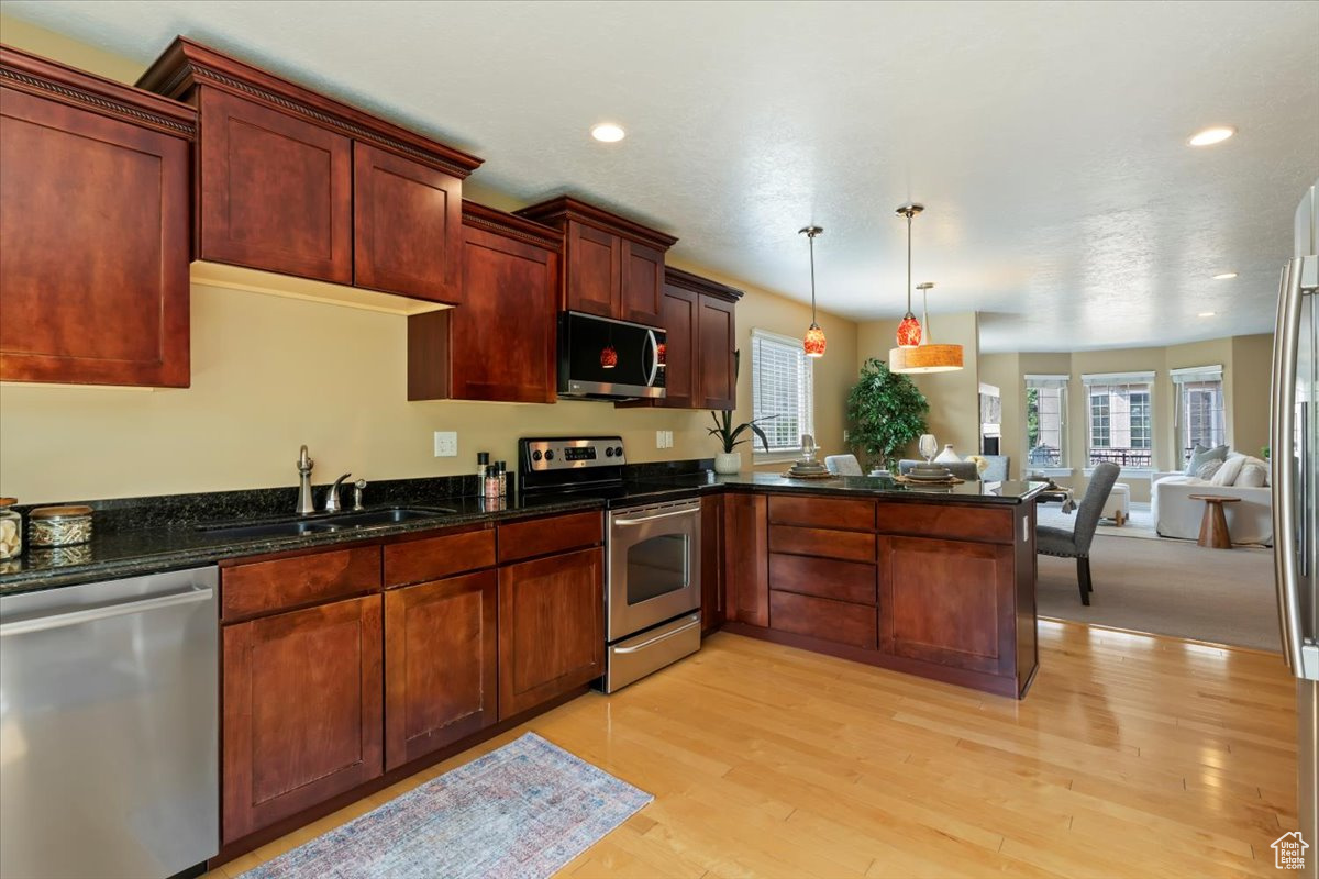HOLLADAY SPRINGS - Residential