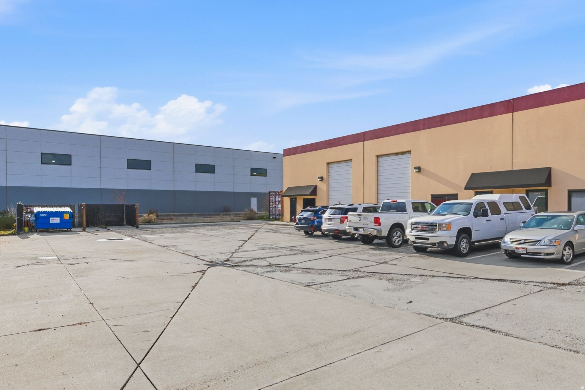 THOMAS INDUSTRIAL PARK CONDOMINIUMS - Commercial Sale