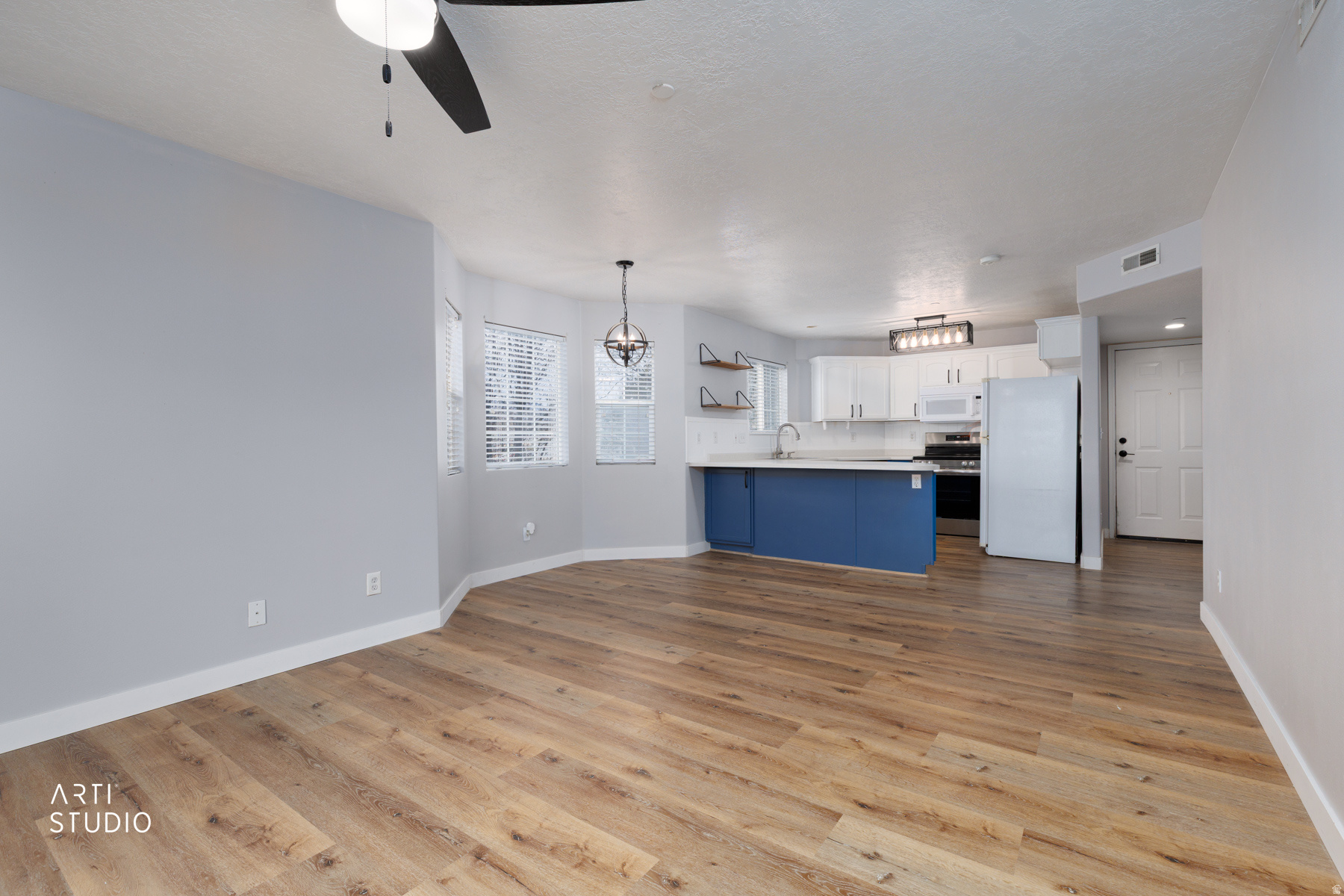 HARVEST HILL - Residential