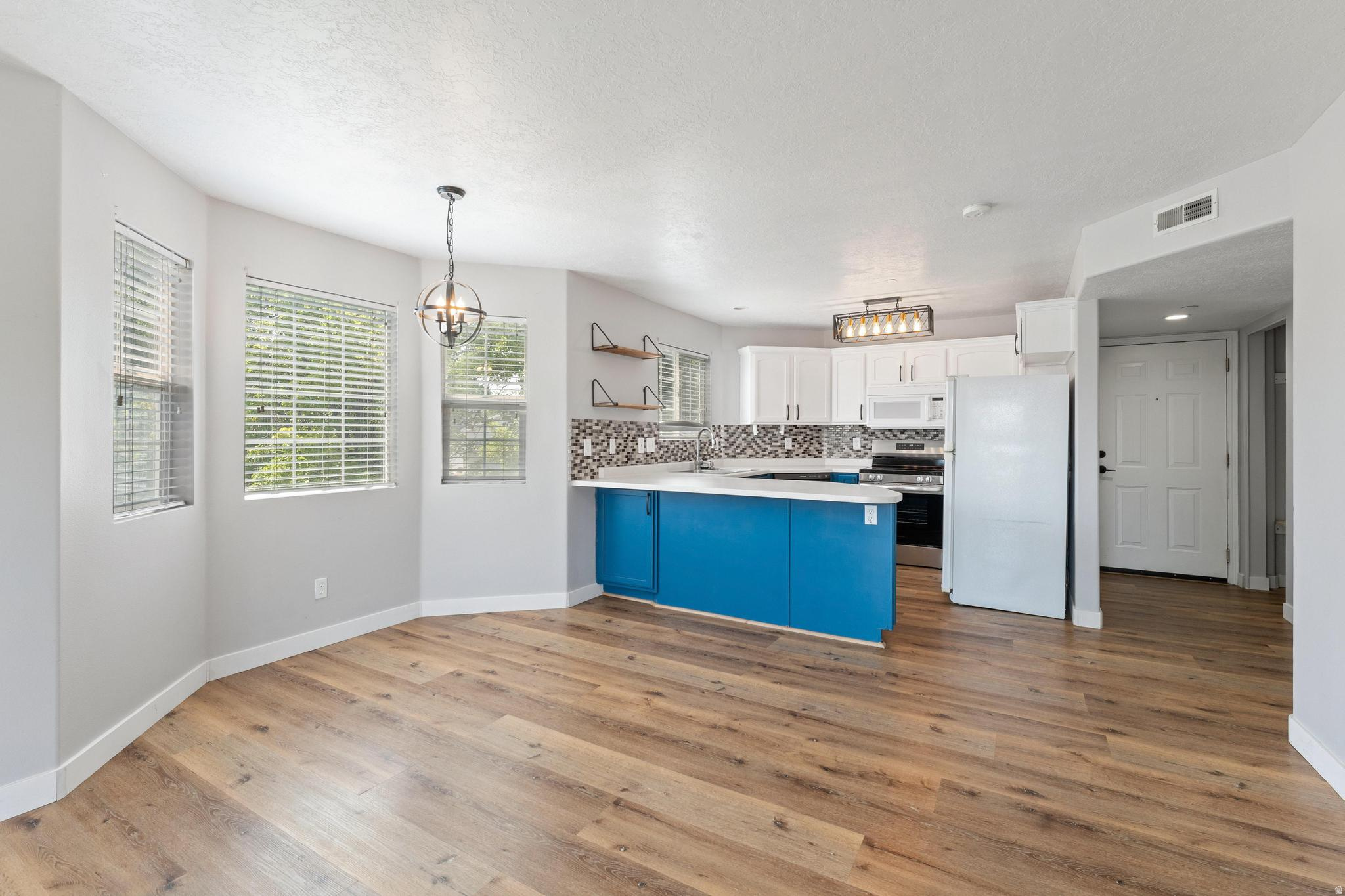 HARVEST HILL - Residential