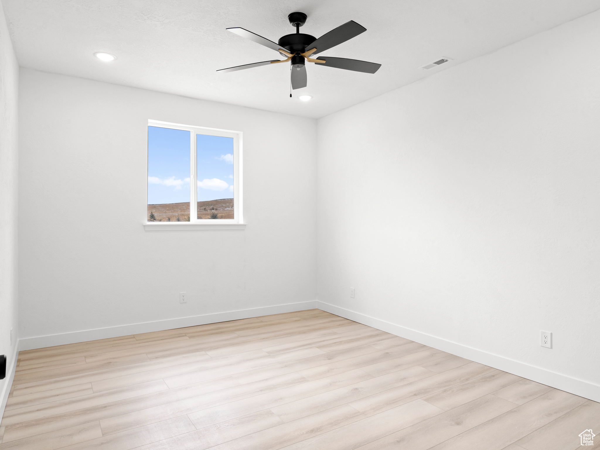 2752 S Country Way, Garden City, Utah image 23