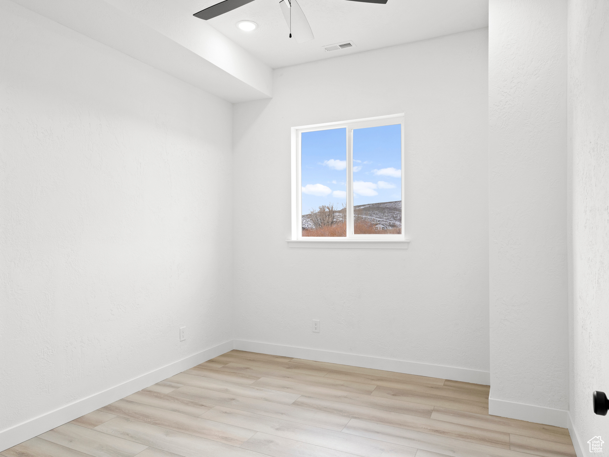 2752 S Country Way, Garden City, Utah image 18