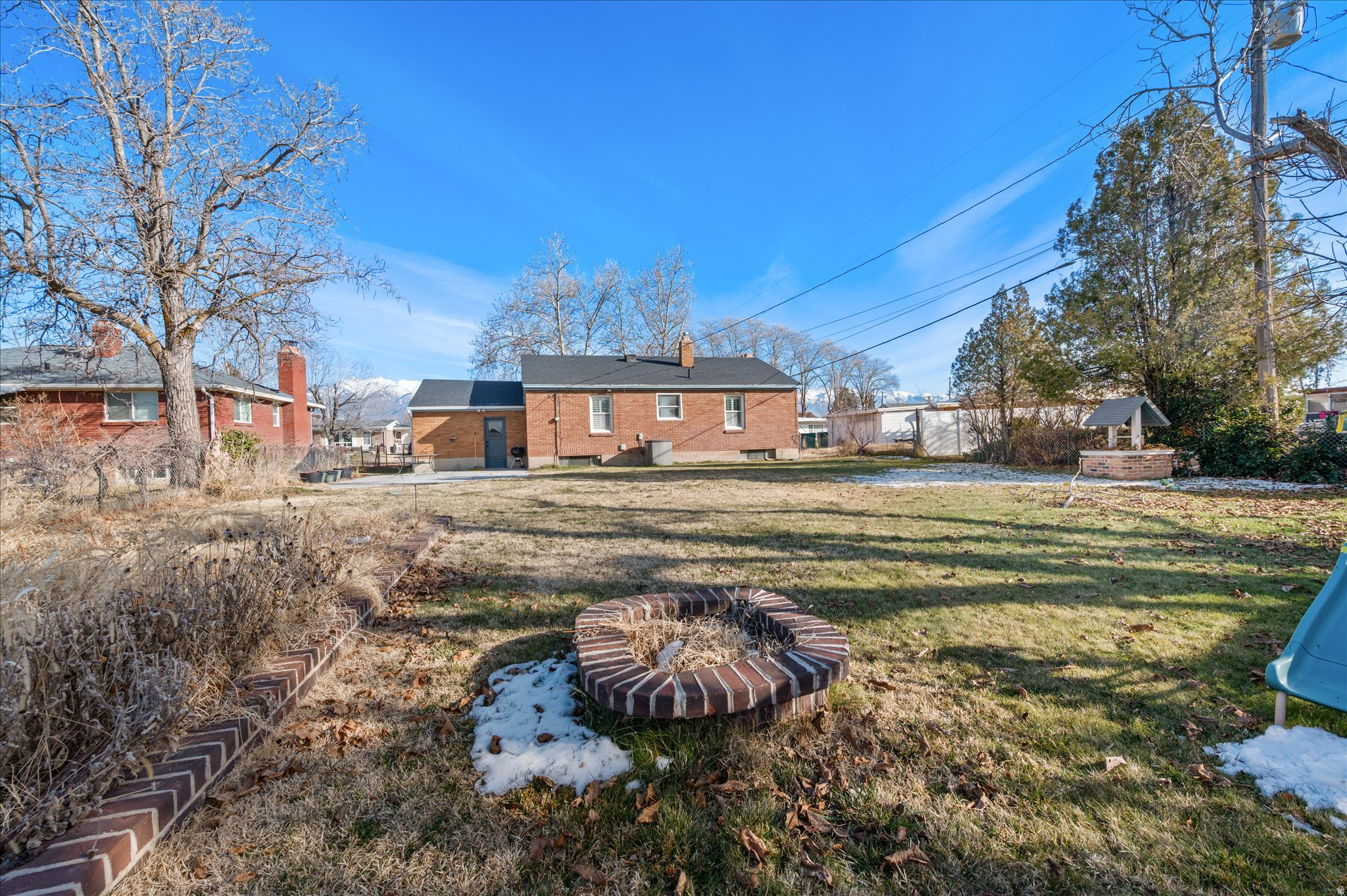 LAKE VIEW WARD - Residential