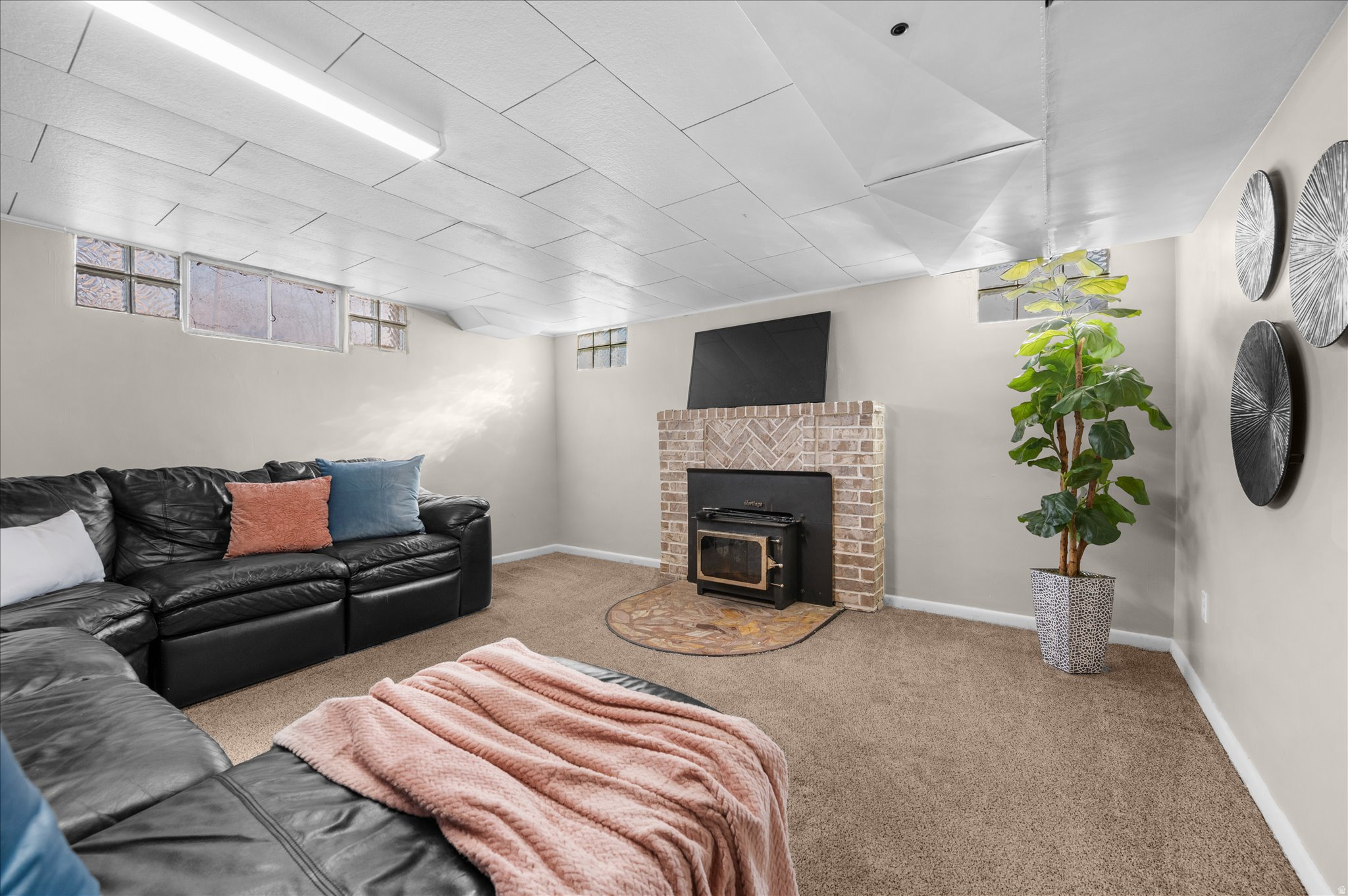 LAKE VIEW WARD - Residential