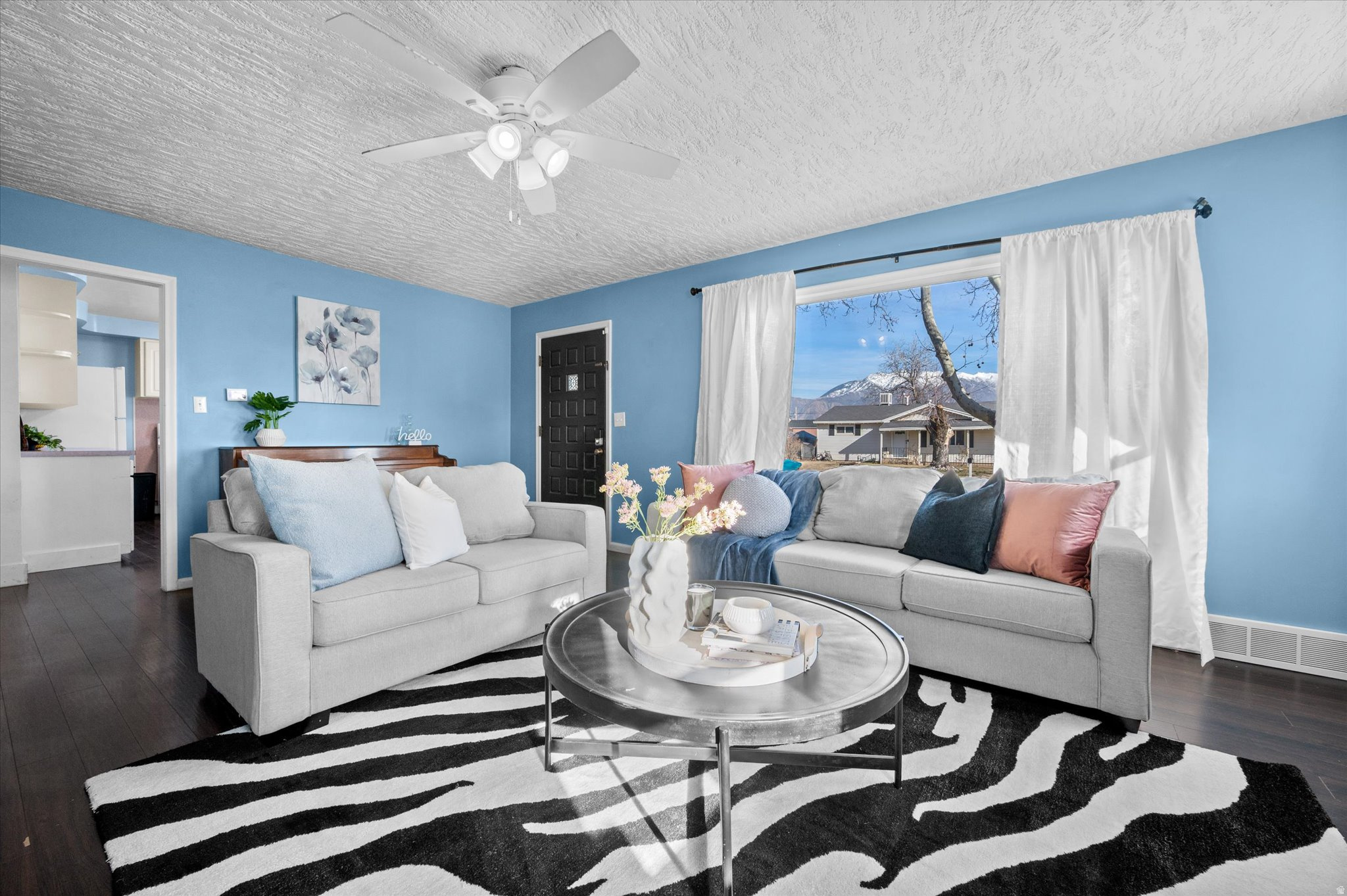 LAKE VIEW WARD - Residential