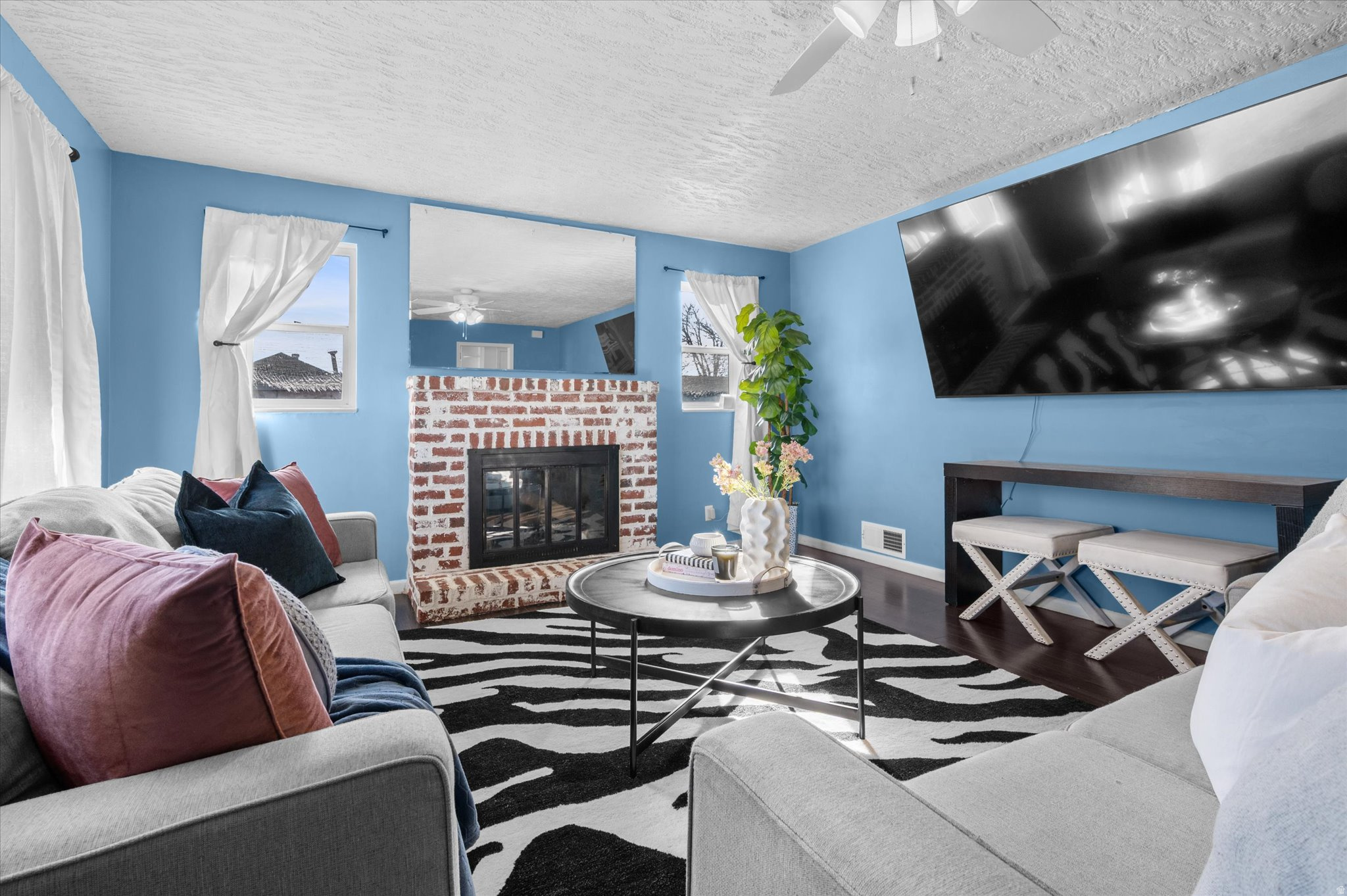 LAKE VIEW WARD - Residential