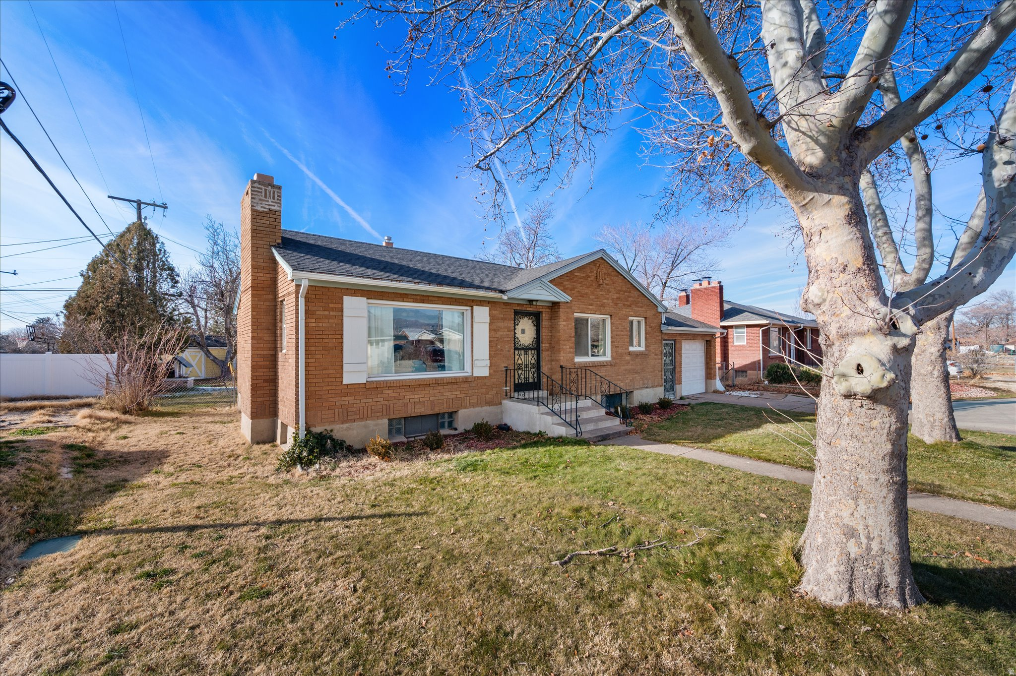 LAKE VIEW WARD - Residential