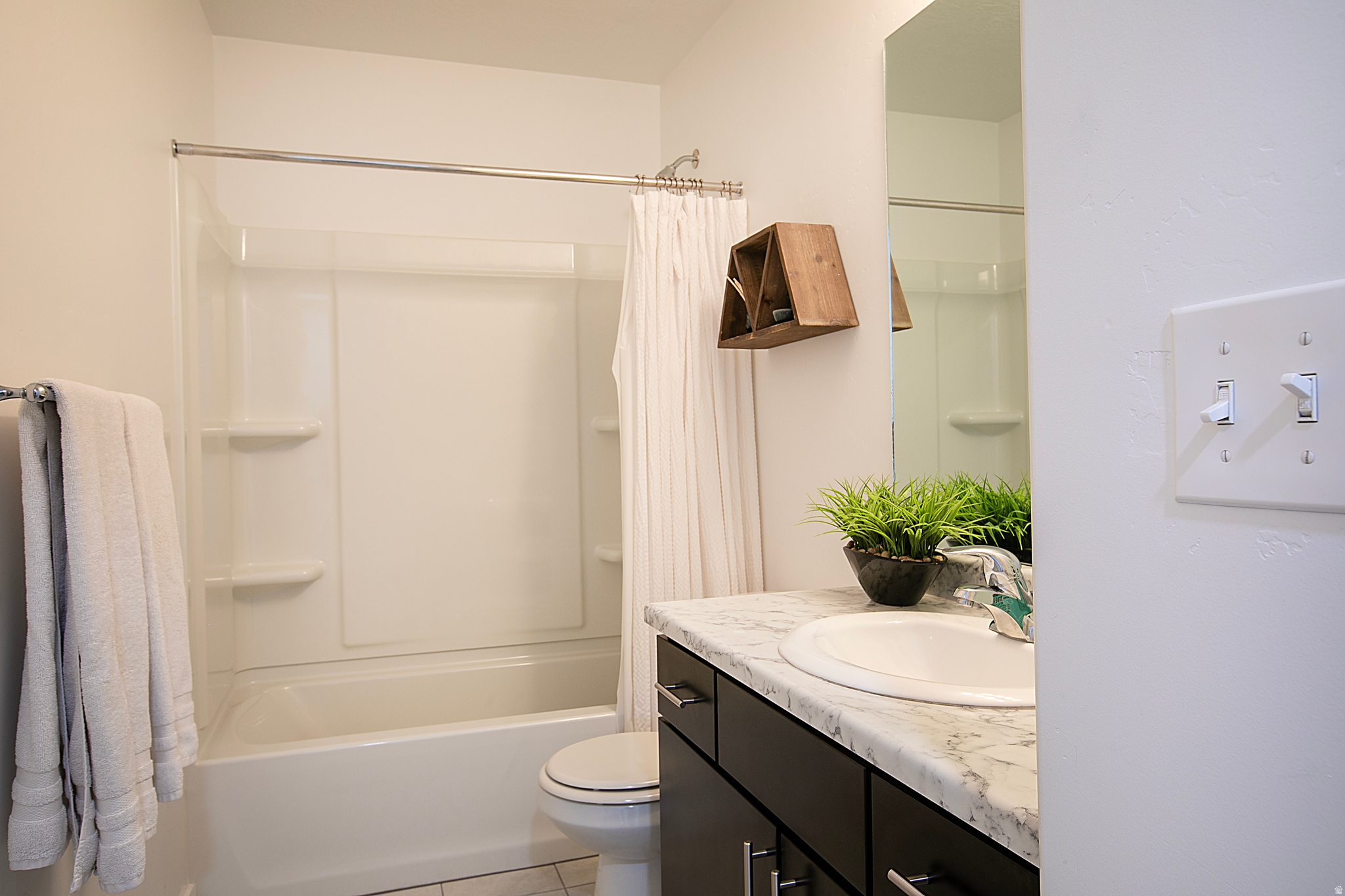 DAY RANCH - Residential